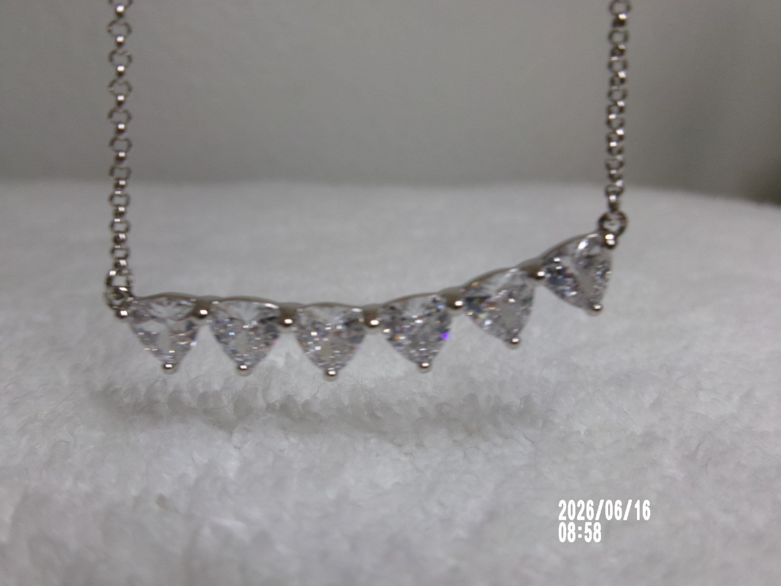 BOMB PARTY SILVERTONE RHODIUM PLATED TRILLION 6 STONE BAR STATIONARY PENDANT 18″