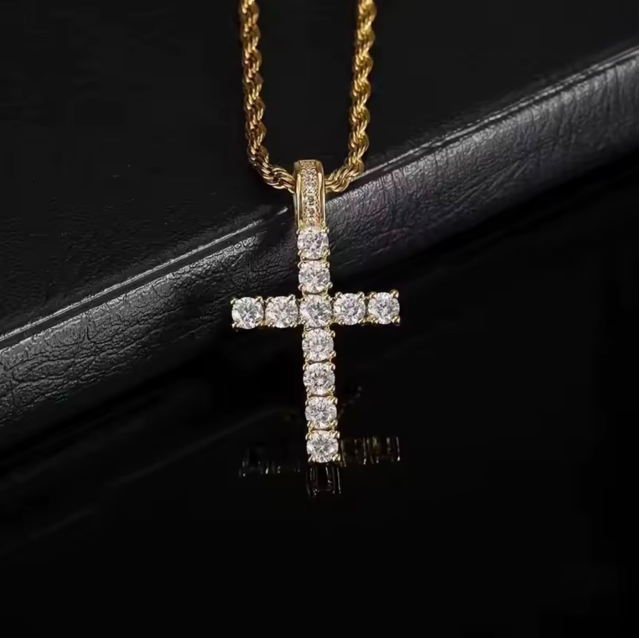 Gold filled 60Cm Twisted Necklace Cross Pendant made with Swarovski Crystals