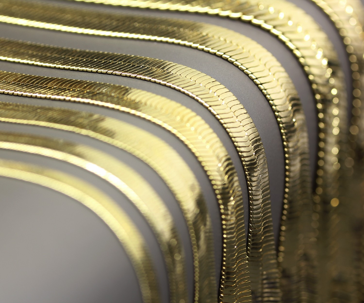 Men & Lady 14K Gold Plated 4mm – 14mm Flat 20″ Or 24″ Herringbone Necklace Chain