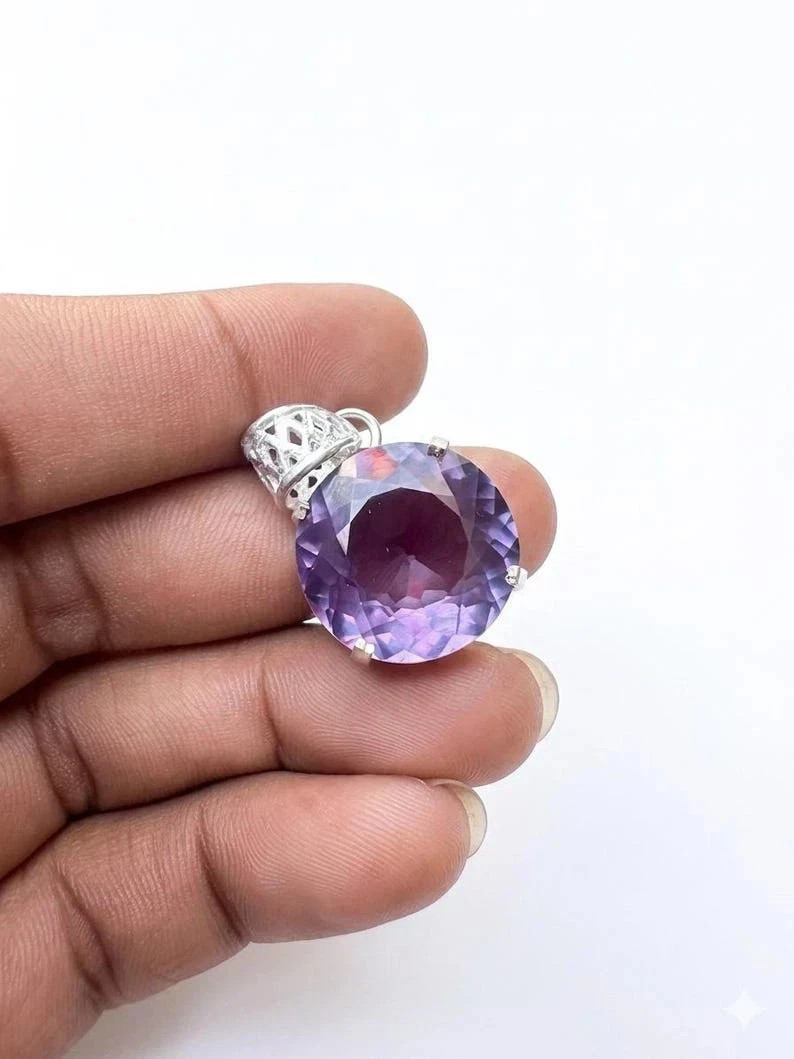24 CT+ Natural Color Change Alexandrite Pendant Sterling Silver Plated Jewelry