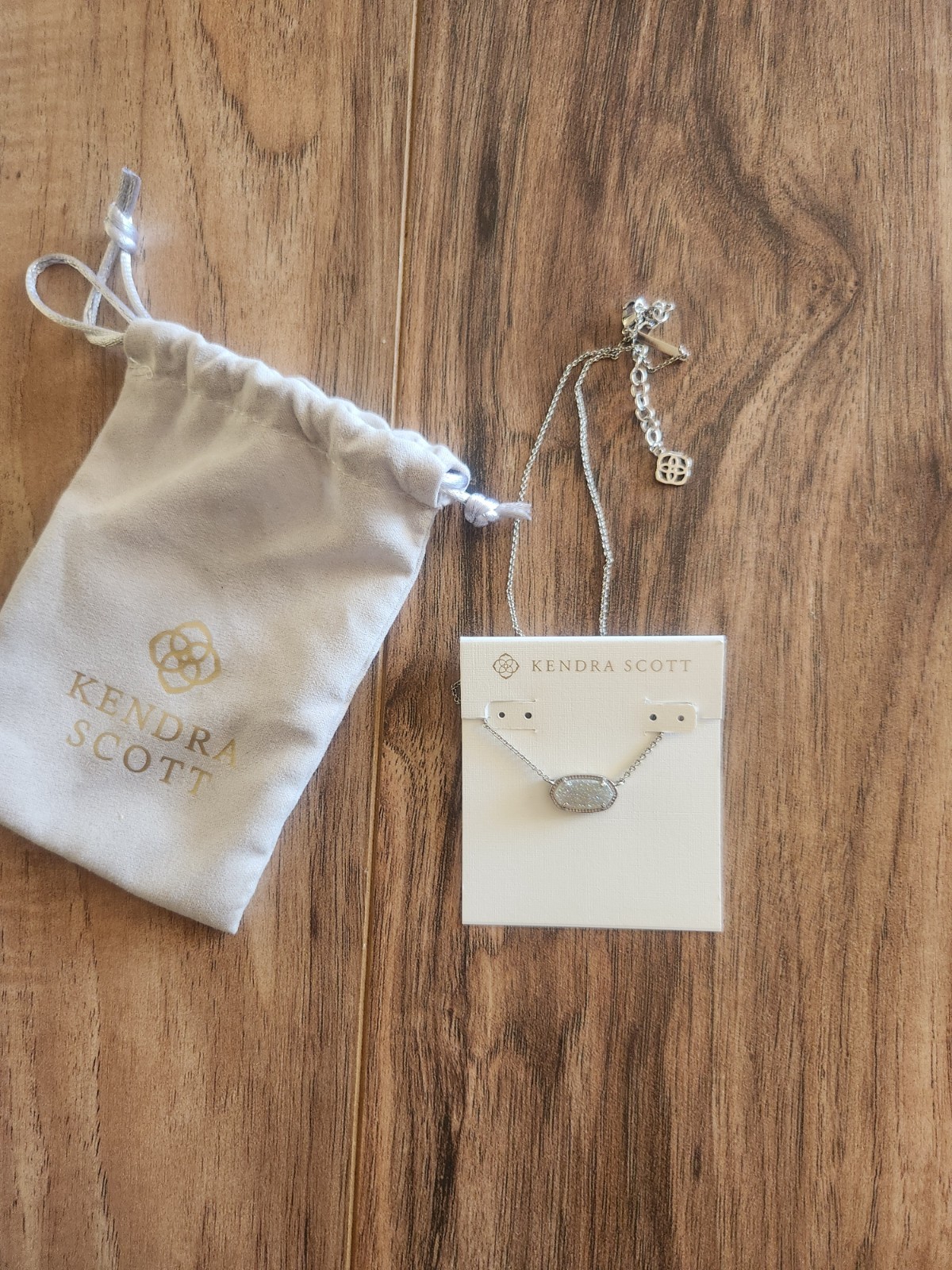 Kendra scott necklace elise sparkly excellent silver