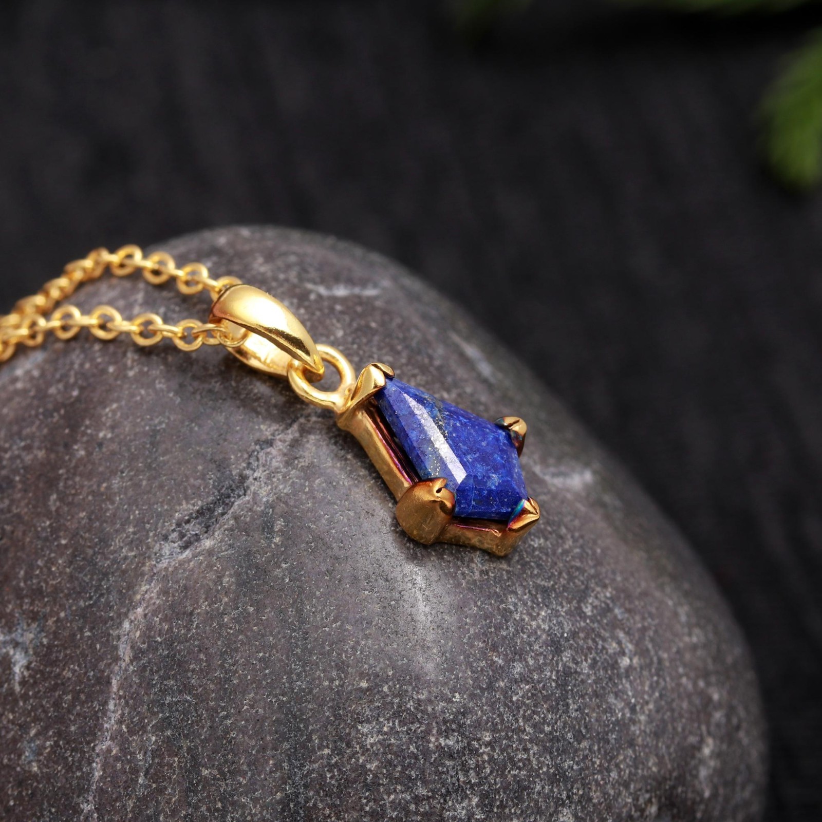 Natural Lapis Lazuli Kite Chain Pendant Gold Plated 925 Sterling Silver Jewelry