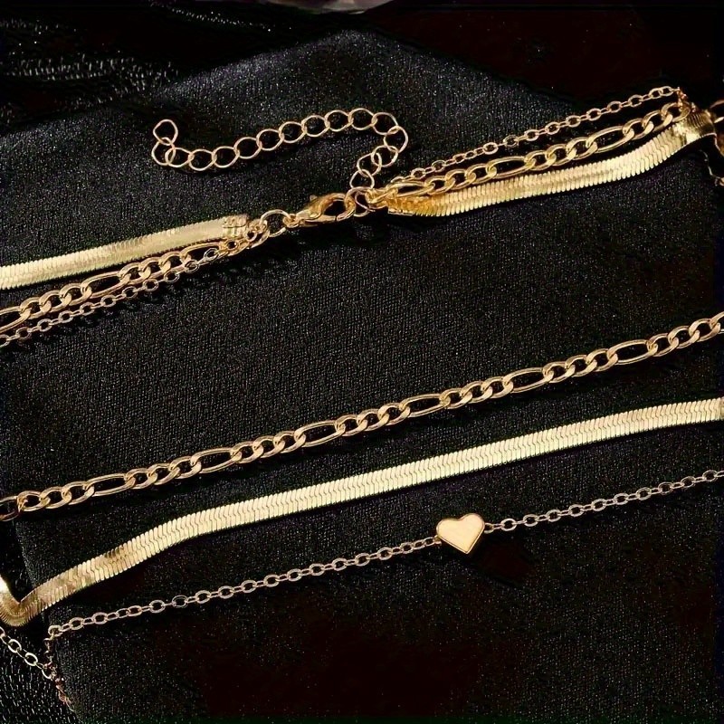 Women’s Heart Pendant Snake Bone Chain Necklace Fashion Layered Necklace Alloy
