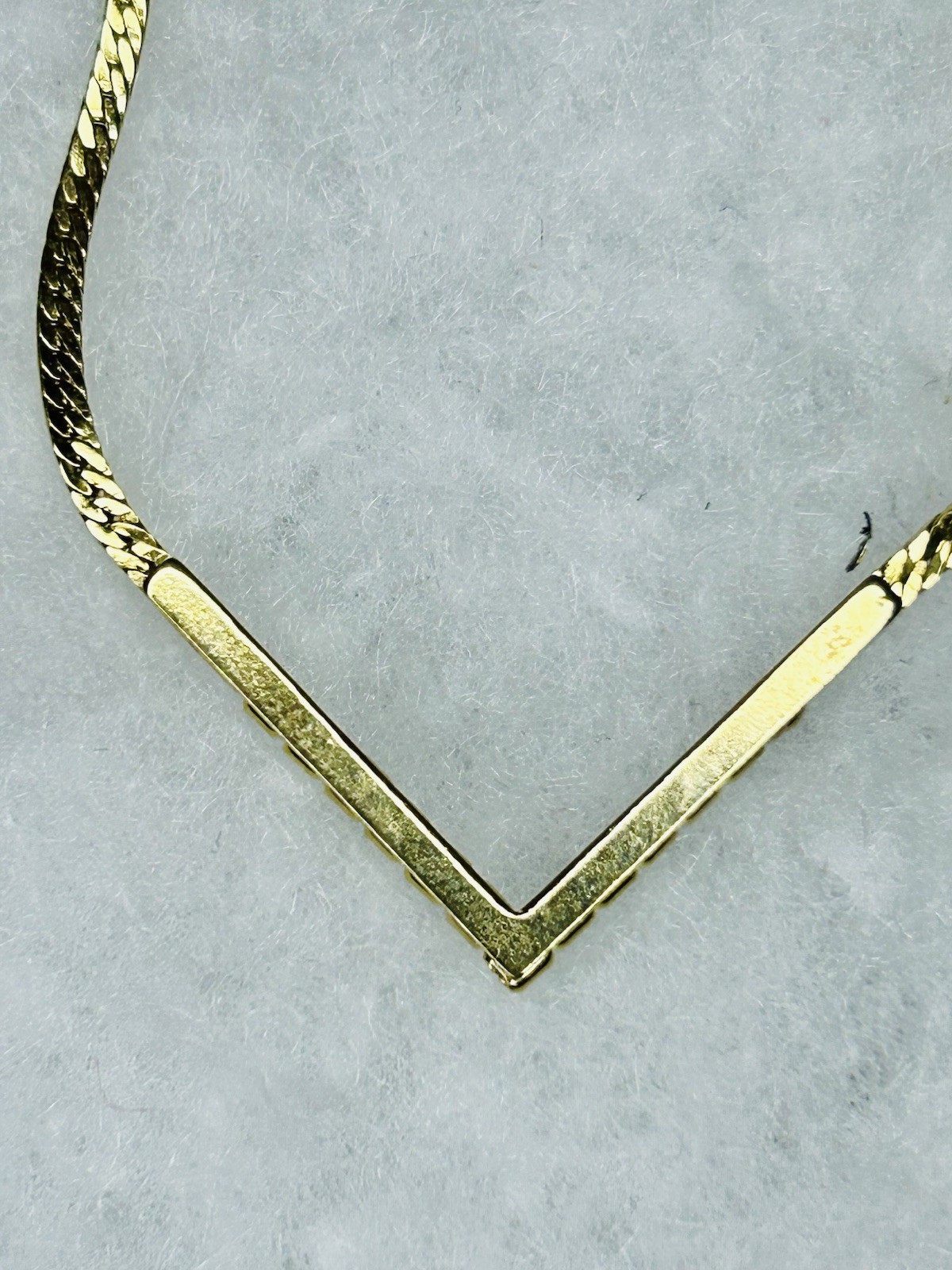 Vintage Avon Gold-Tone Rhinestone V Necklace (c. 1985–1995)