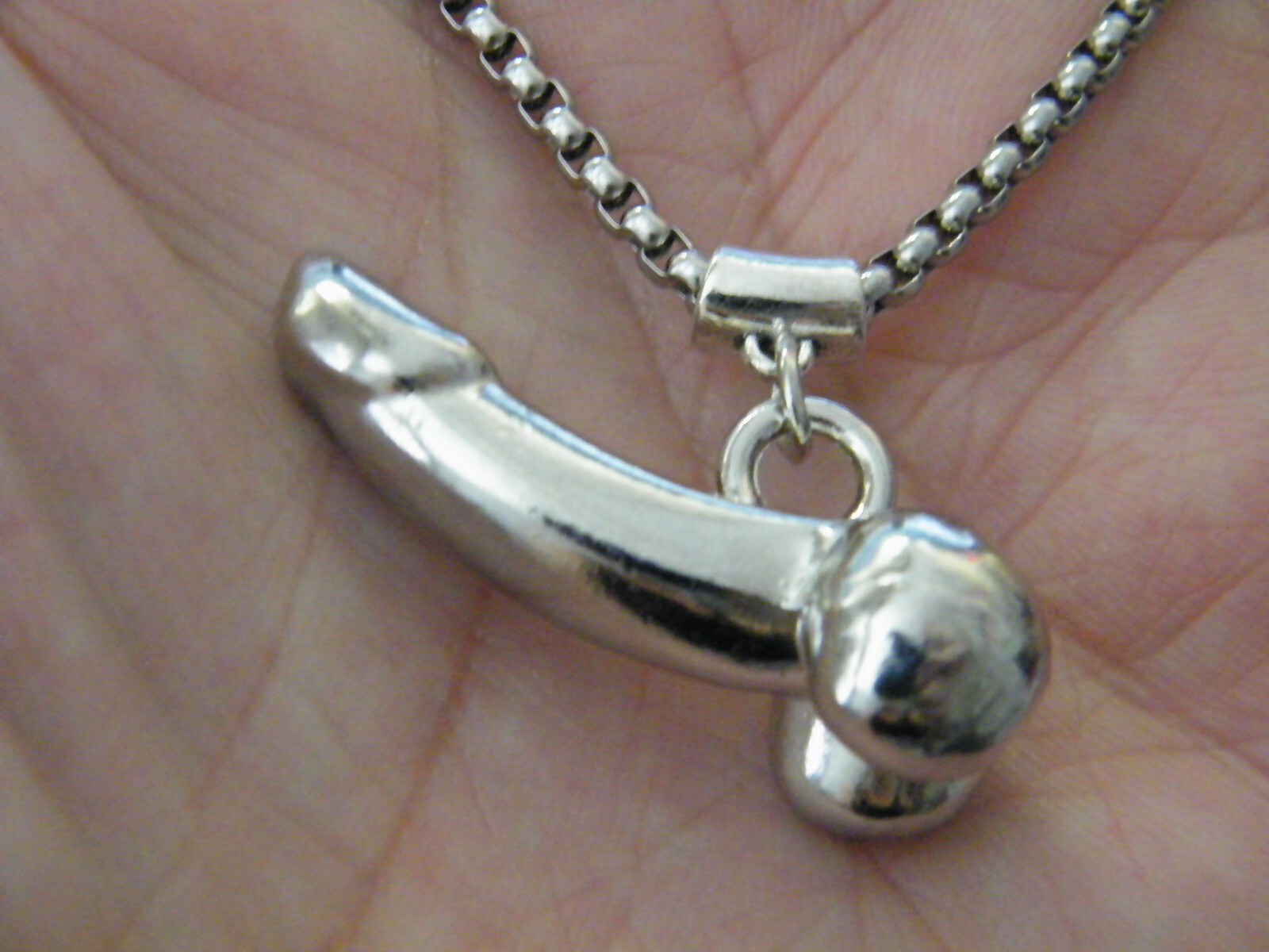 BIG PENIS Necklace Silver Dick Charm Males Junk Gay Party Gift 22″ Box Chain NEW
