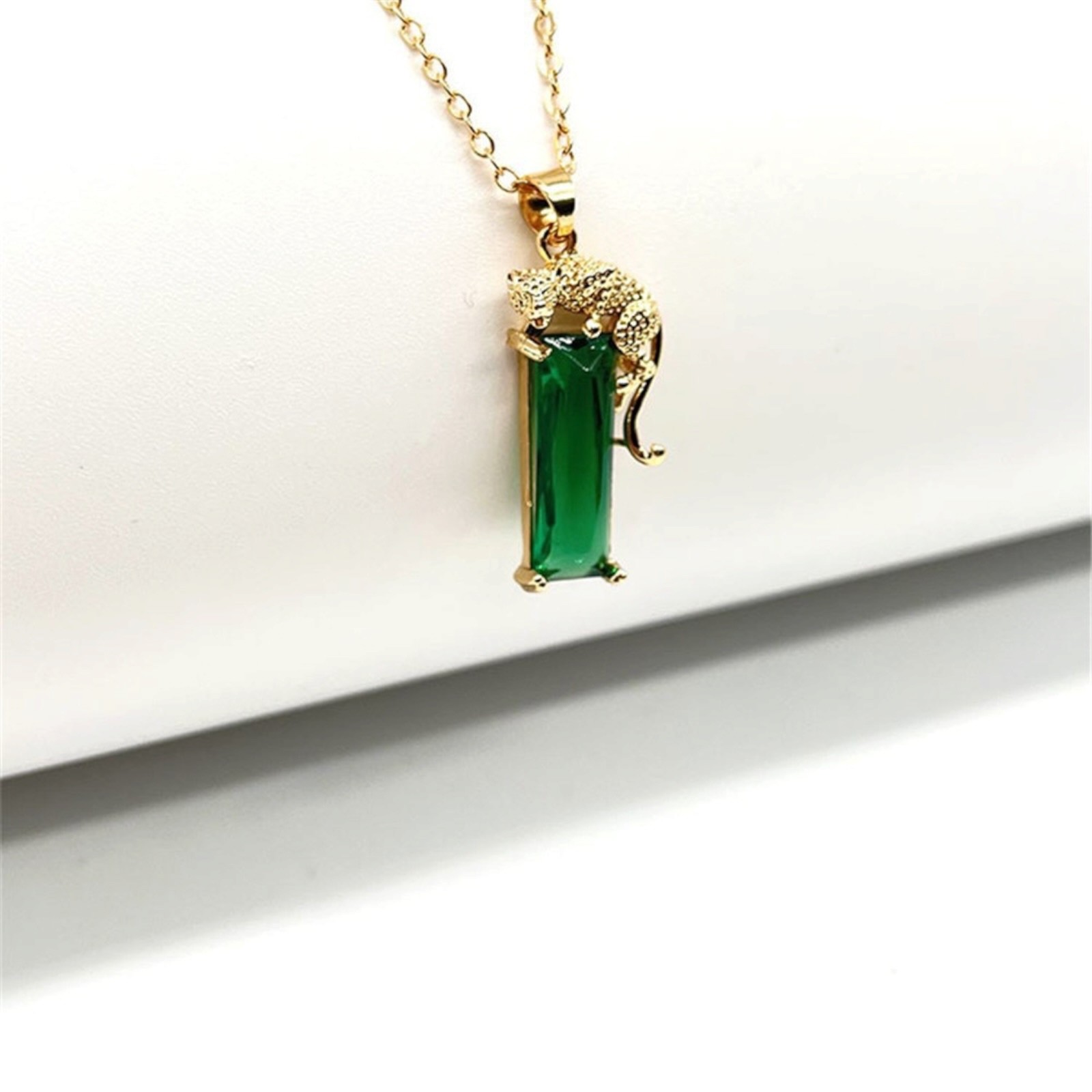 Necklace 18k Yellow Gold Plated leopard Pendant Jewelry Lab-Created zircon C13