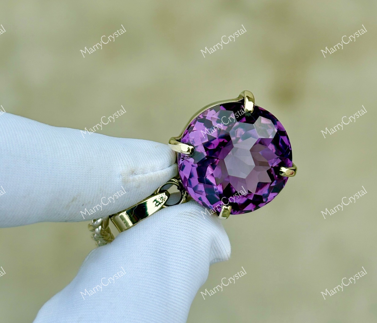 32 Ct Alexandrite GS Silver Pendant Necklace | Color Change Crystal