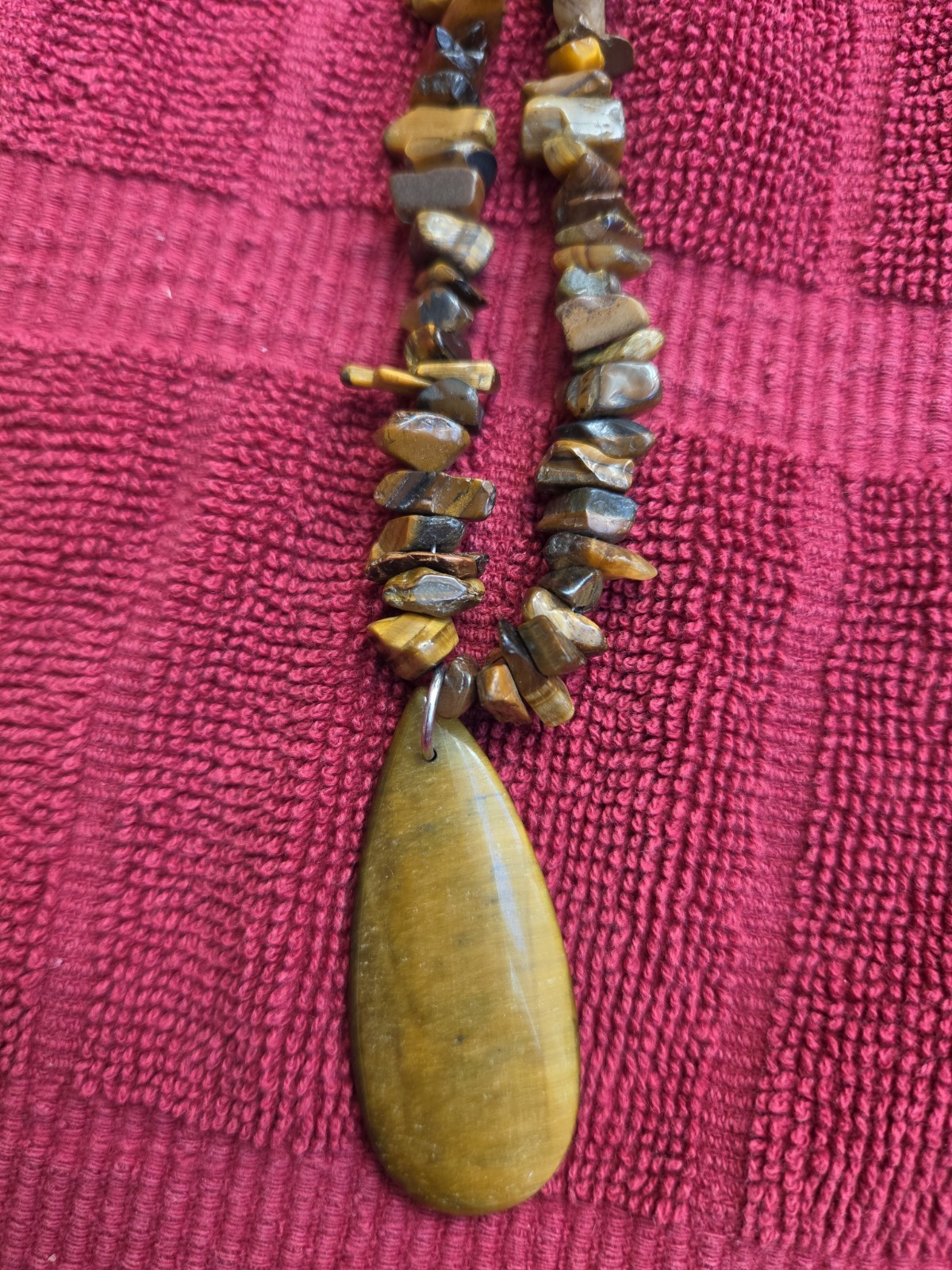 Tiger’s Eye Chip Beaded Necklace Brown Stone Strand 22 in Plus 2 in. Pendant