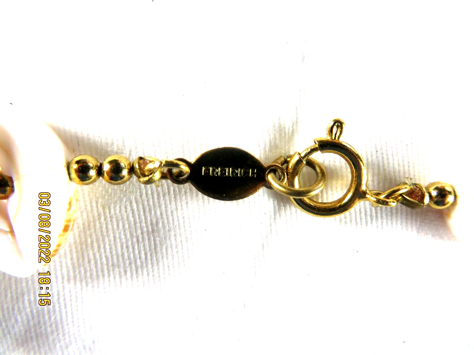 FREIRICH NWOT Natural Shell White 1/2 Moon-Crescent Gold Tone Balls 10″ Necklace