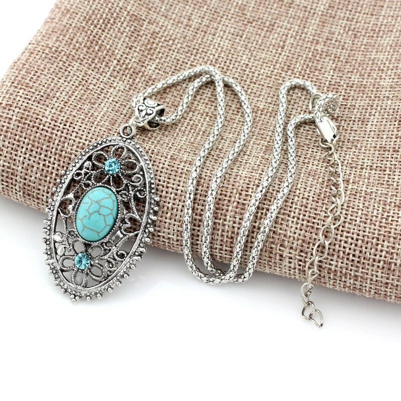 Vintage Tibetan Looking Hollow Alloy Pendant Necklace Jewelry. NEW