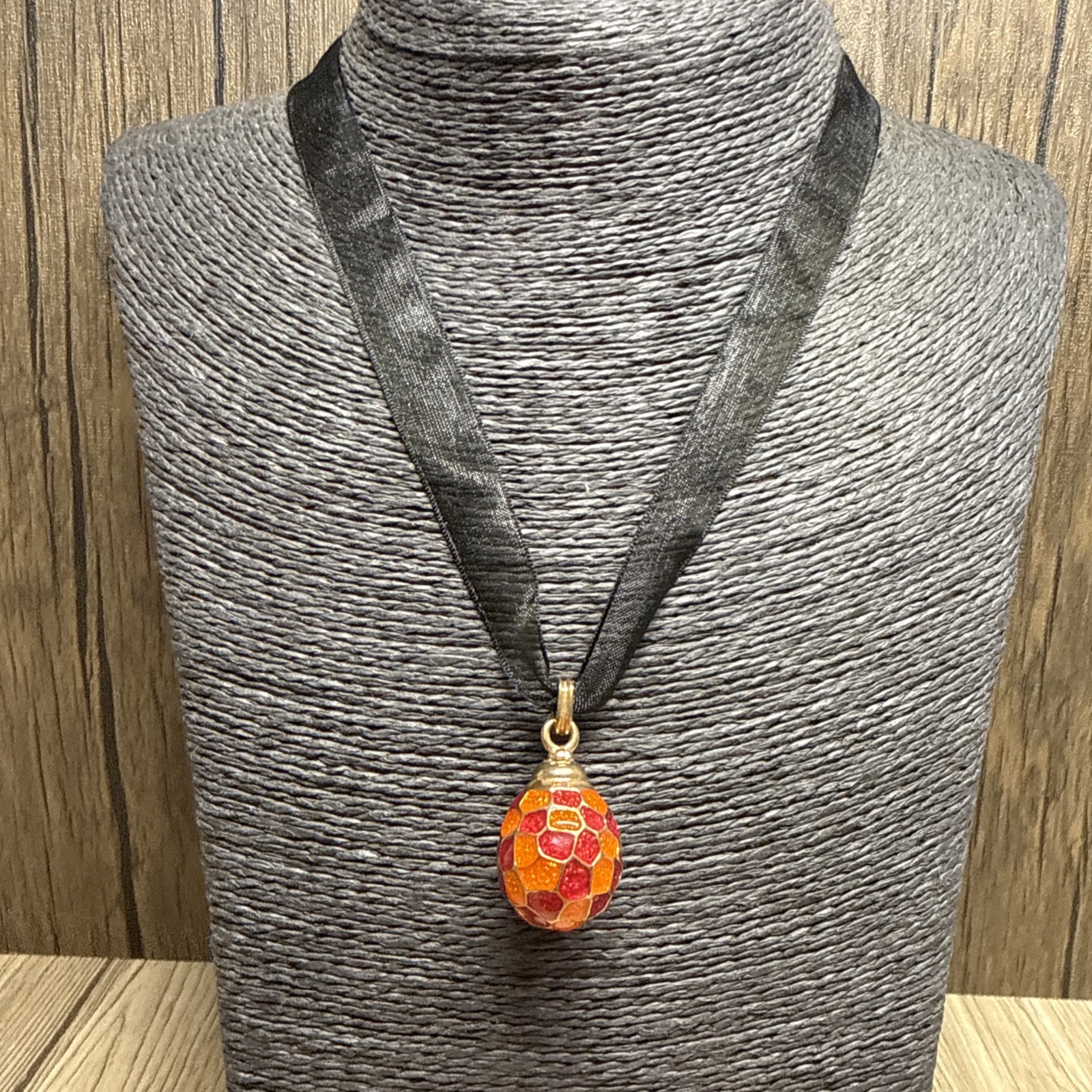RETRO Enamel Egg Pendant Necklace 46cm/18″ Ribbon Black Orange Red Pretty Kitsch