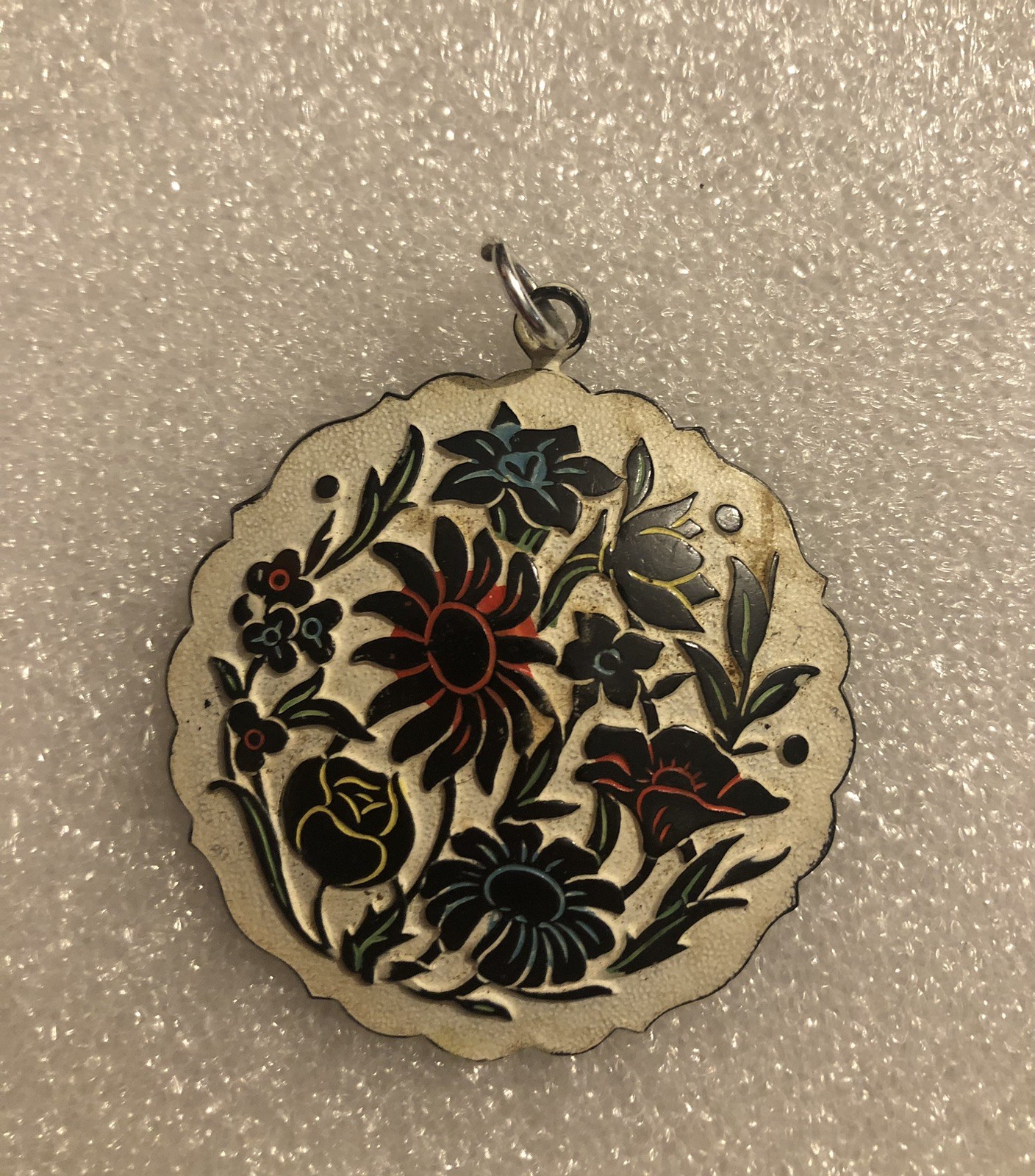 Vintage West Germany Flower Pendant Necklace Costume Jewelry GS1D23