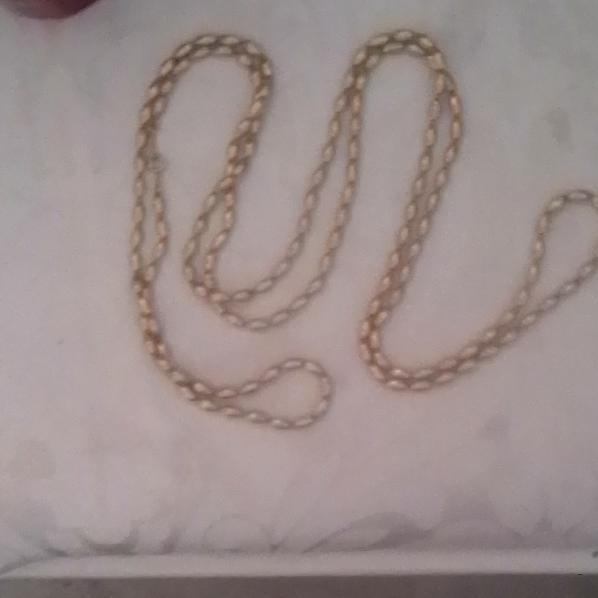 Gold Tone Metal Oval Link Chain Necklace with Lobster Clasp, No Stone