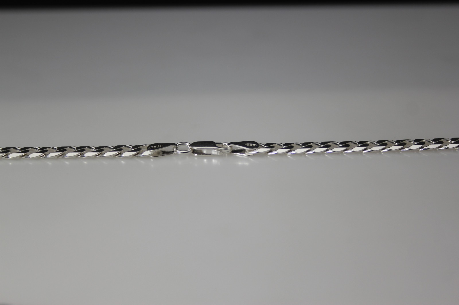 Sterling Silver 925 Flat Curb Link Chain Necklace 26.2 Grams, 22″l, (NEC5976x)