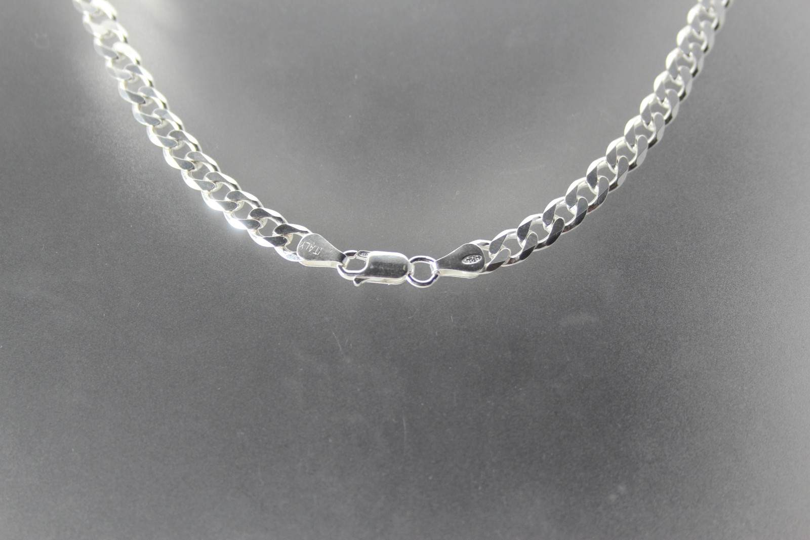 Sterling Silver 925 Flat Curb Link Chain Necklace 26.2 Grams, 22″l, (NEC5976x)