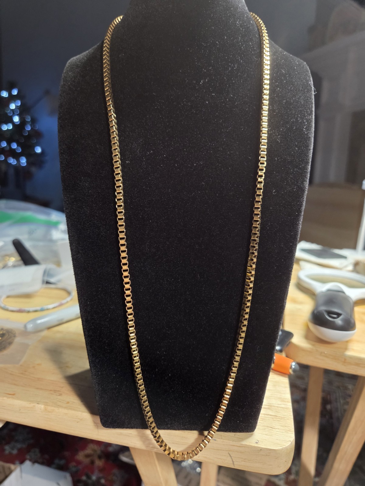 23″ Gold Tone Venetian Box Chain Necklace 1/8″ Wide Lobster Clasp