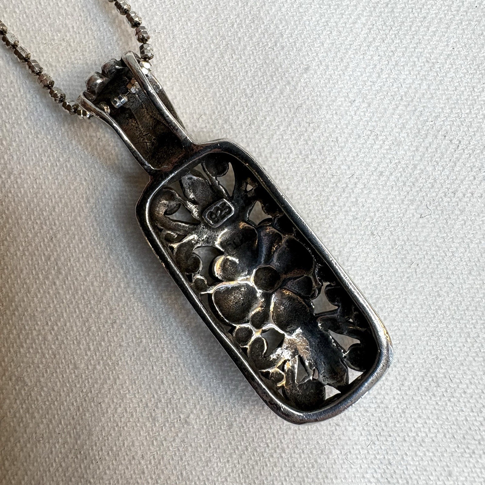 Italy Vintage 925 Sterling Silver Floral Pendant Necklace 18” Chain 9g