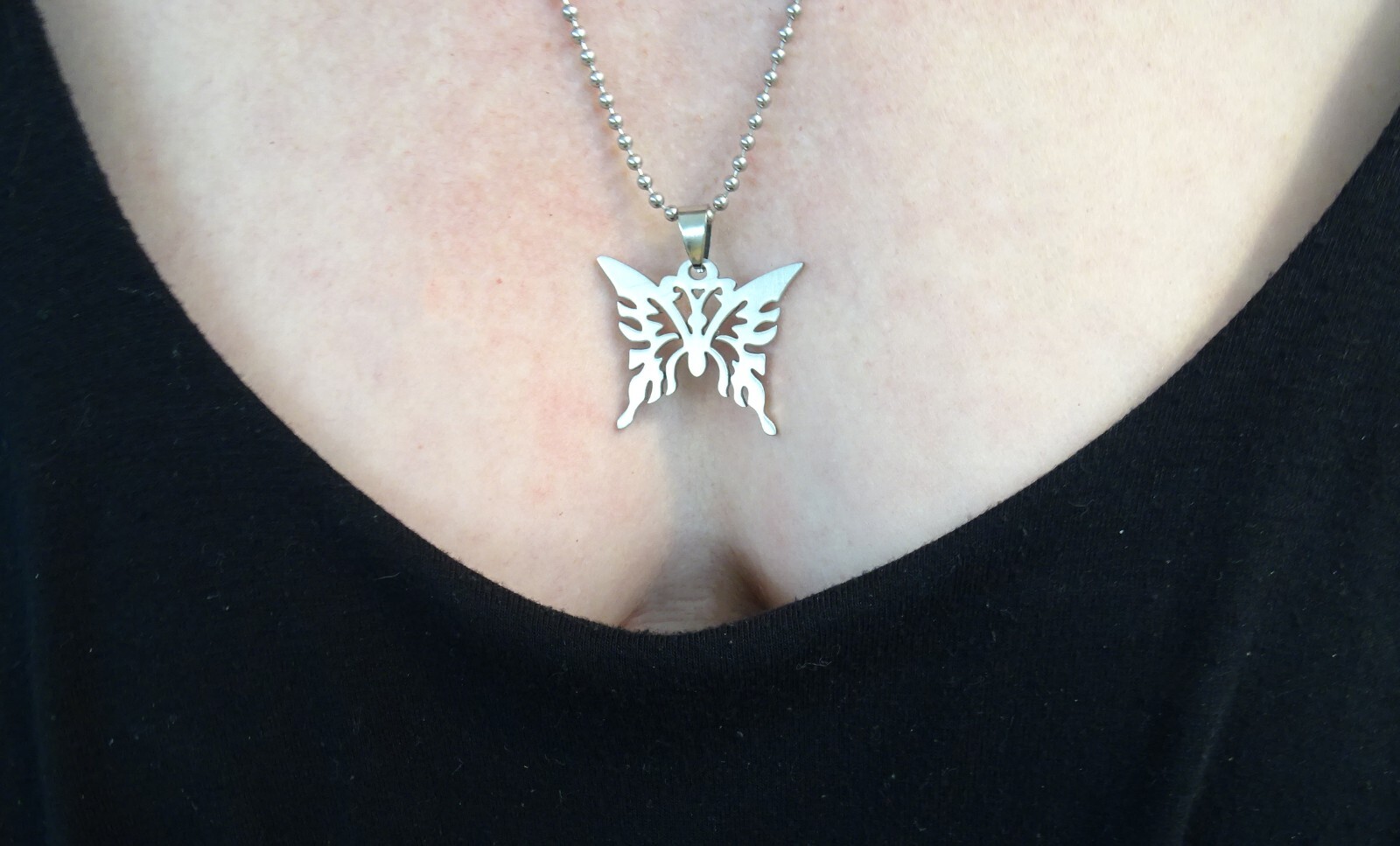New Large Stainless Steel Butterfly 25” Steel Ball Chain Unisex Retro Necklace