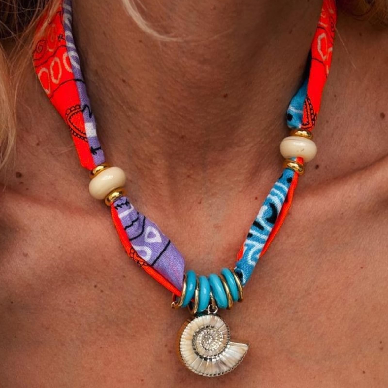 YANCHUN Scarf Necklace with Charm Bandana Necklaces Jewelry Conch Shell Accen…