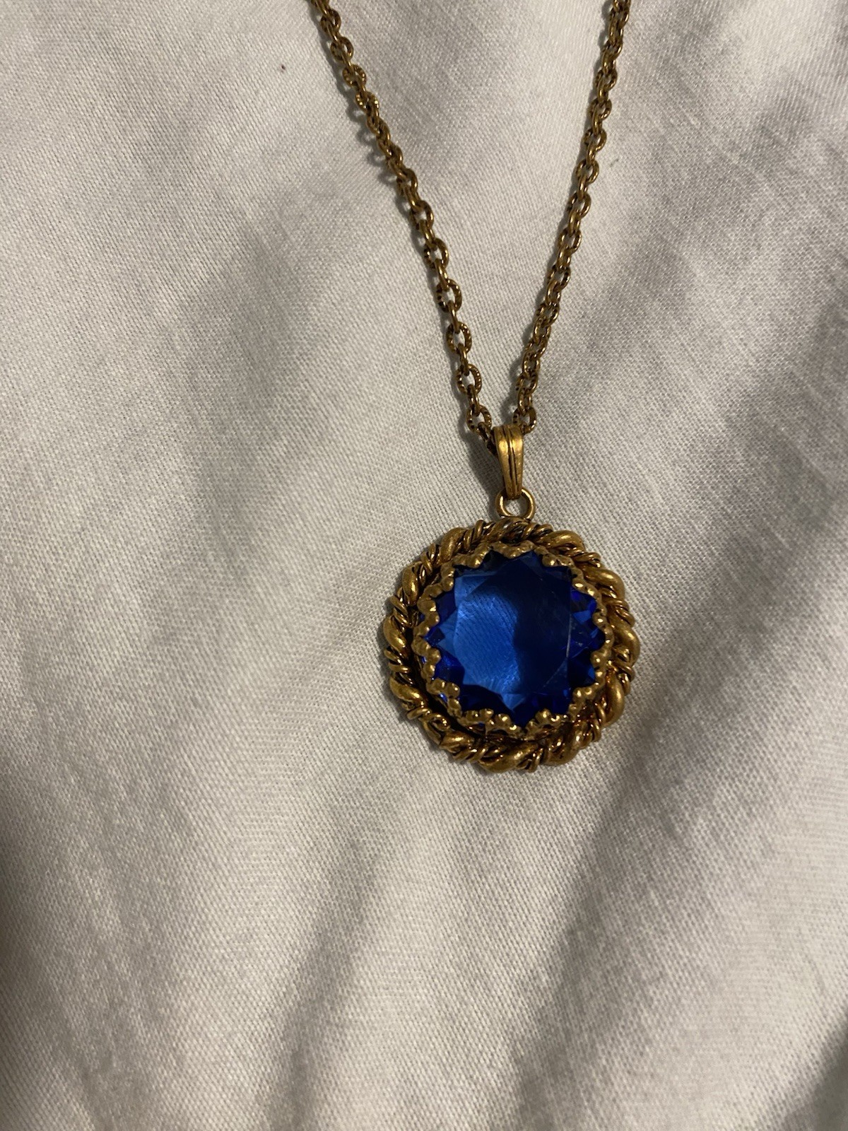 Gold Tone Chain Necklace w/ Round Blue Crystal gem Pendant made in west Germany