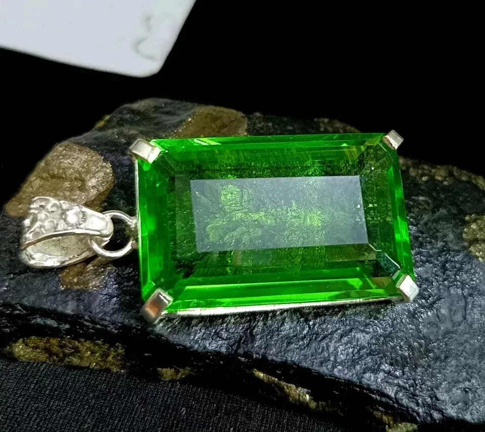 75 CT+ Flawless Green Topaz Pendant 925 Sterling Silver Plated Jewelry Best Gift