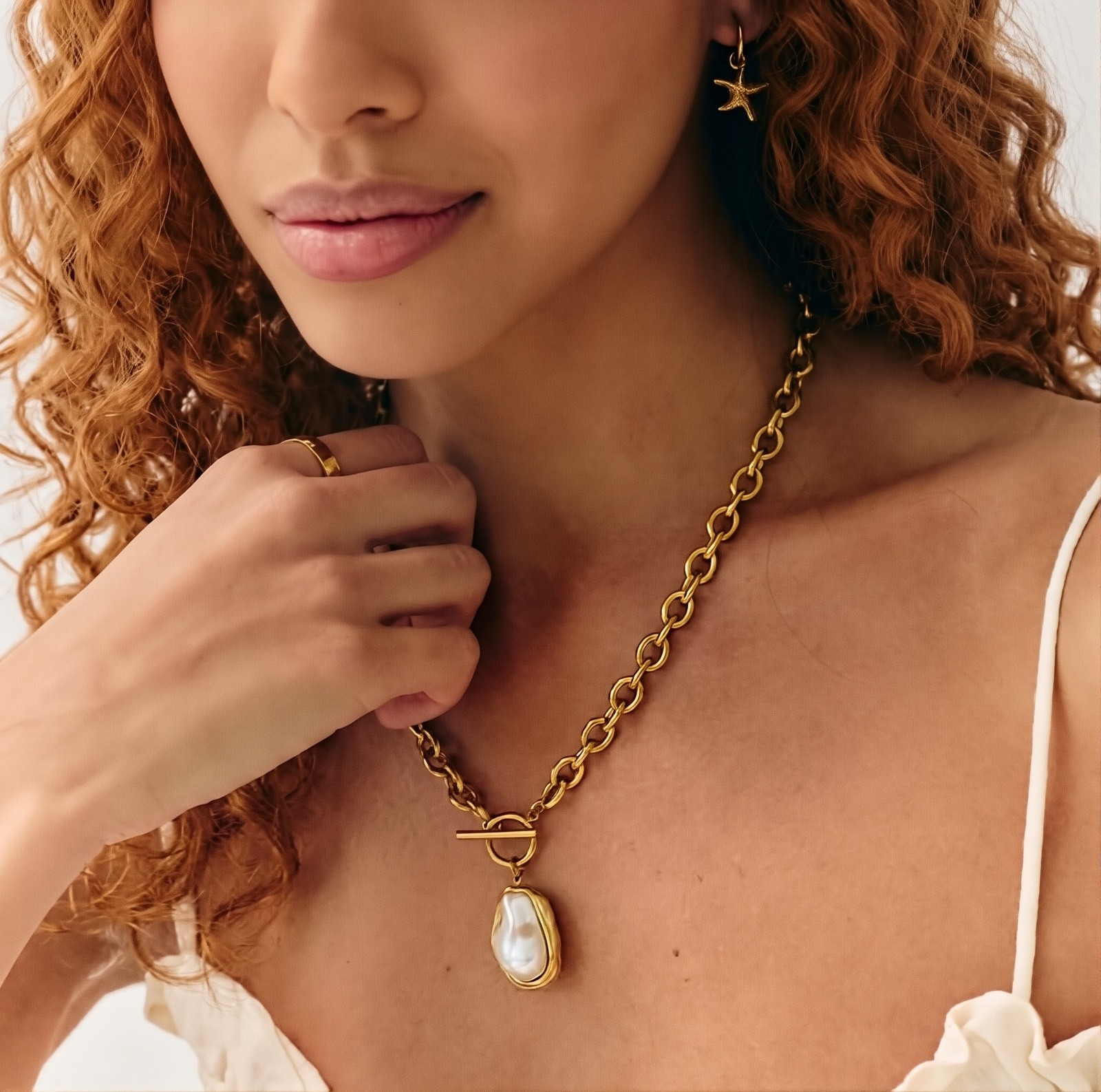 Gold Pearl Necklace Chunky Statement Baroque Pearl T Bar Clasp 18K Gold Plated