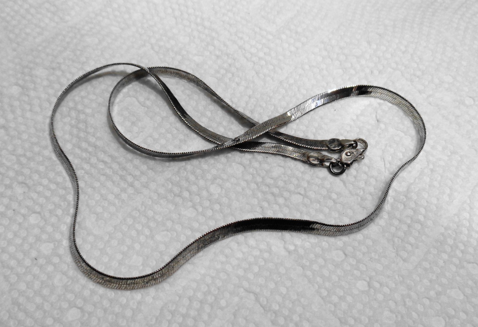 16 inches Rhodium Finish Silver Toned Flexible Herringbone 1/8 inch Necklace New