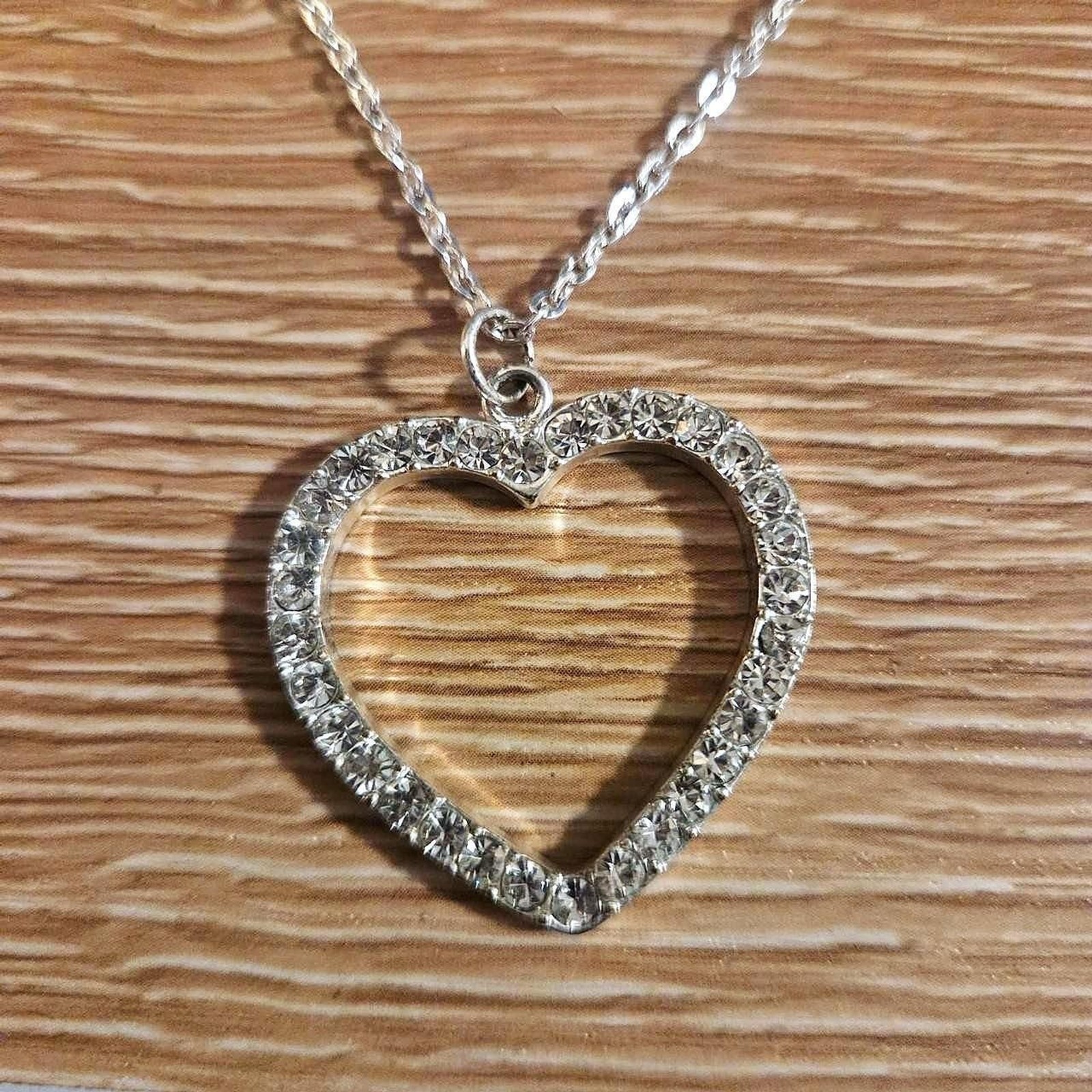 Silver Tone Rhinestone Open Heart Pendant Necklace 20″ Adjustable Chain