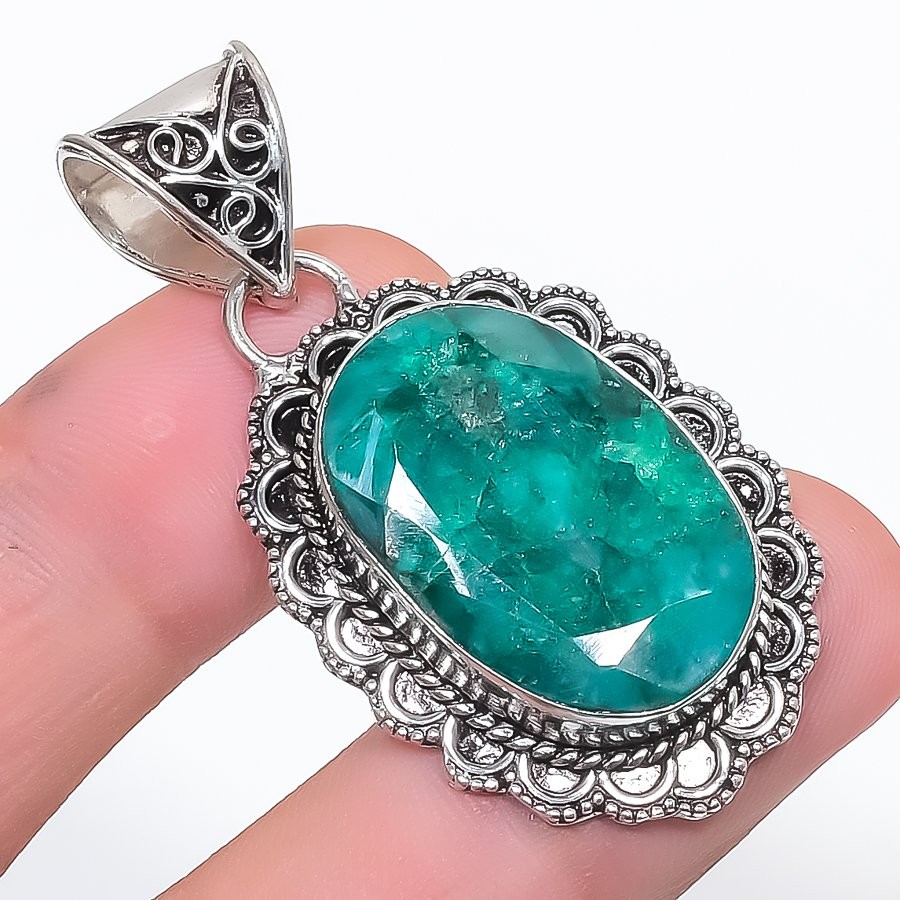 Zambian Emerald Oval Shape Gemstone Pendant Handmade Vintage Jewelry 2″ VP 3055