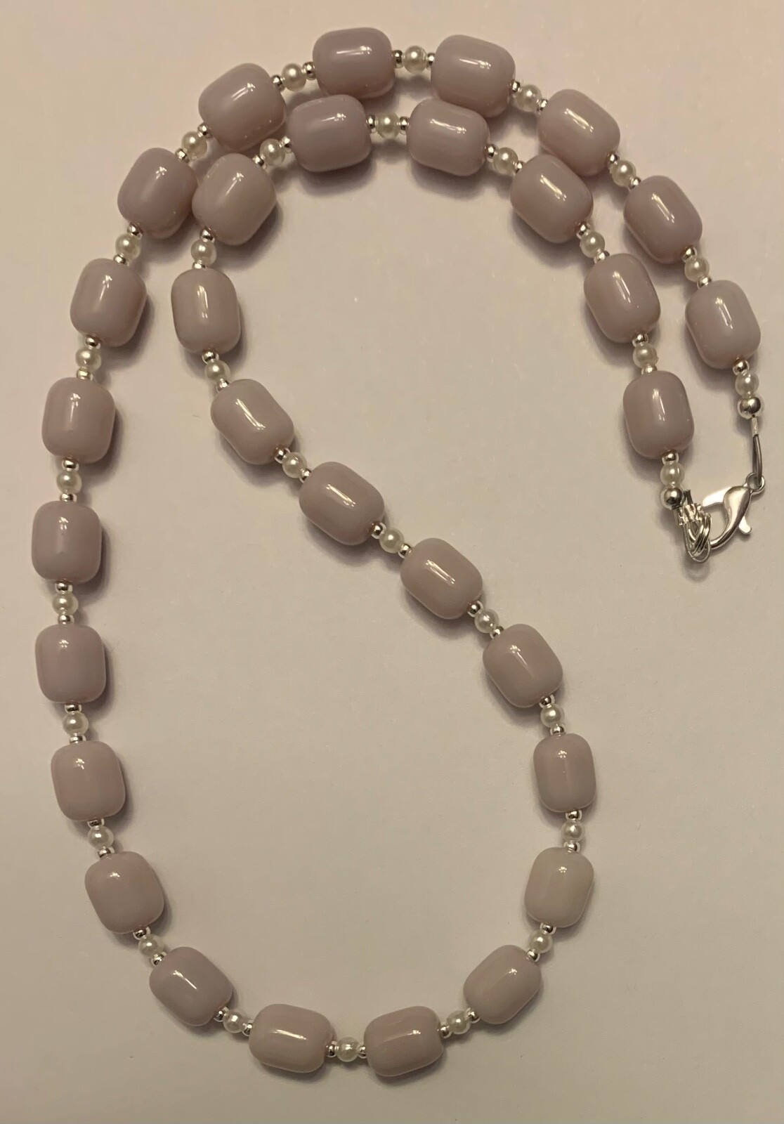 18″ Light Lavender Glass Barrel Beads with White Glass Pearls