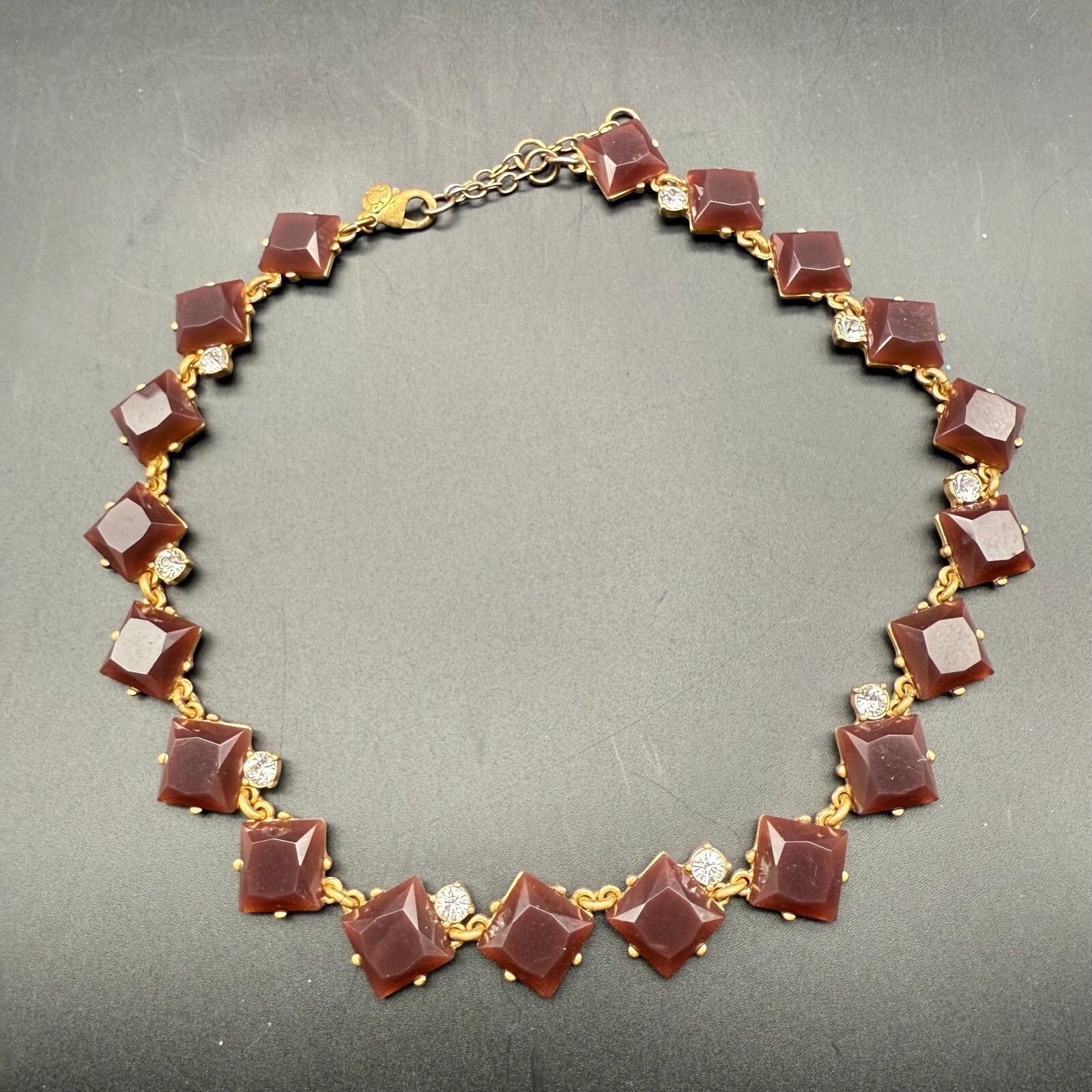 💎 J.Crew Statement Necklace 17″-20″ Burgundy Pyramid Stones Gold Chain Sparkle