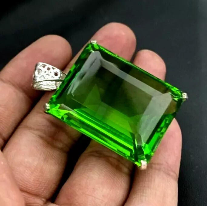 101 Ct+ Certified Natural Green Topaz 925 Solid Silver Pendant Loose Gemstone
