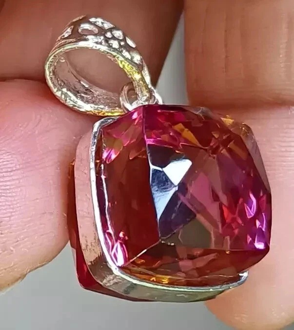 Natural Alexandrite Color Change Gemstone 50.51 Ct+ 925 Solid Silver Pendant