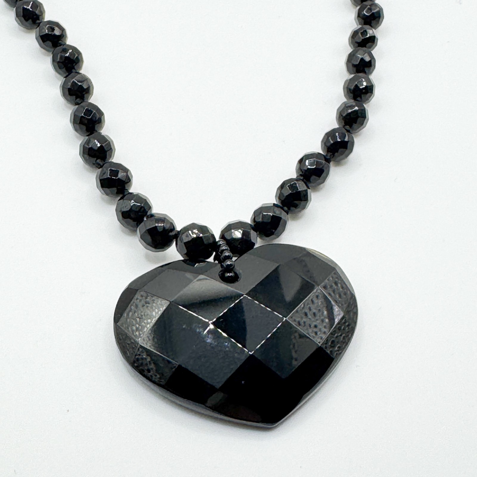 Chunky Black Faceted Glass Heart Pendant Beaded Necklace 46cm Bead Goth Gothic