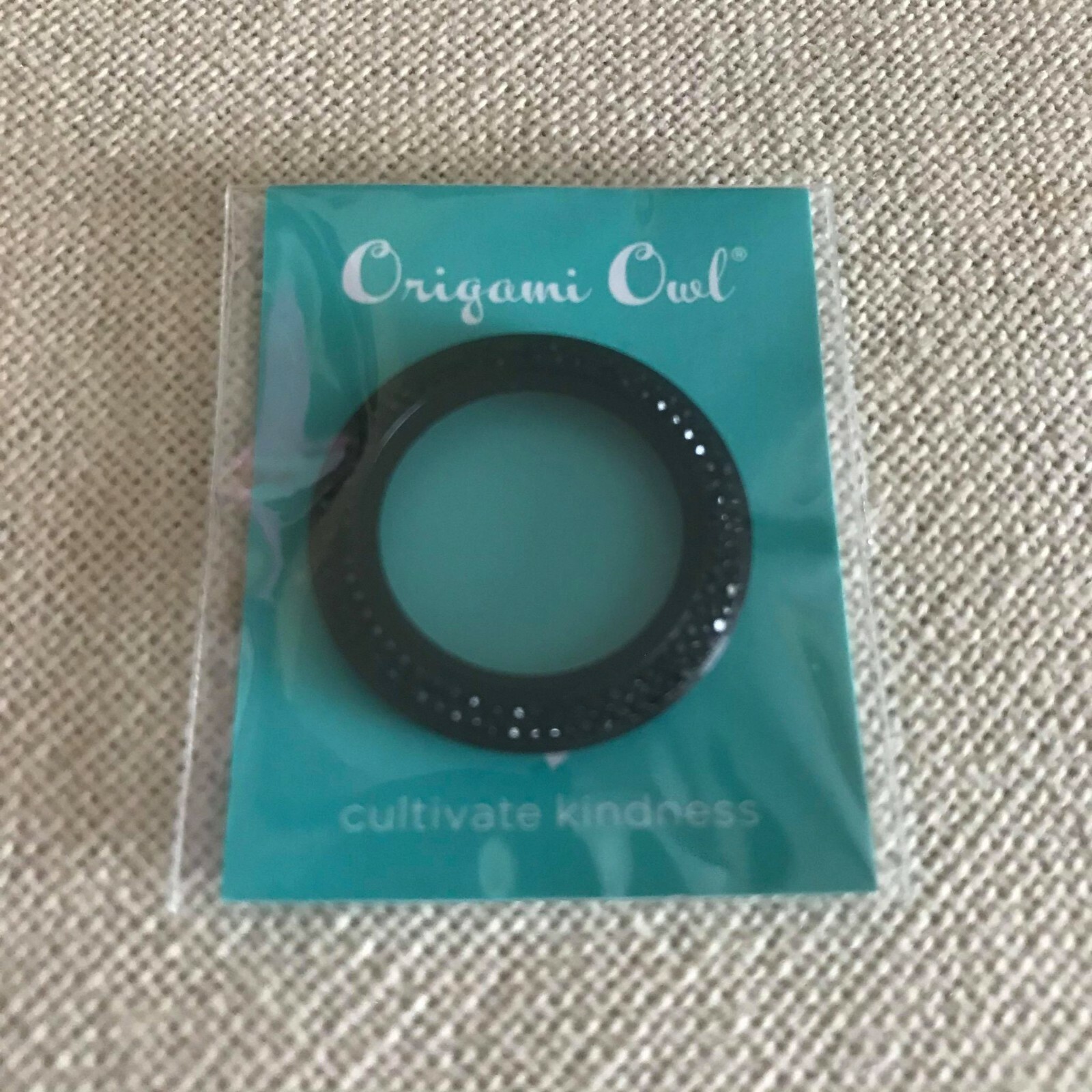 Origami Owl BZ3031 Medium Black w/Jet Pave Fimo Crystal Twist FACE ONLY “NIP”
