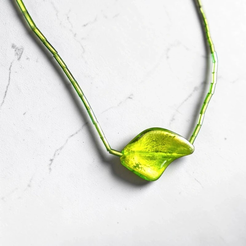 Foil Glass Leaf Pendant Necklace – Matching Green Beads – 44cm Jewellery Gift