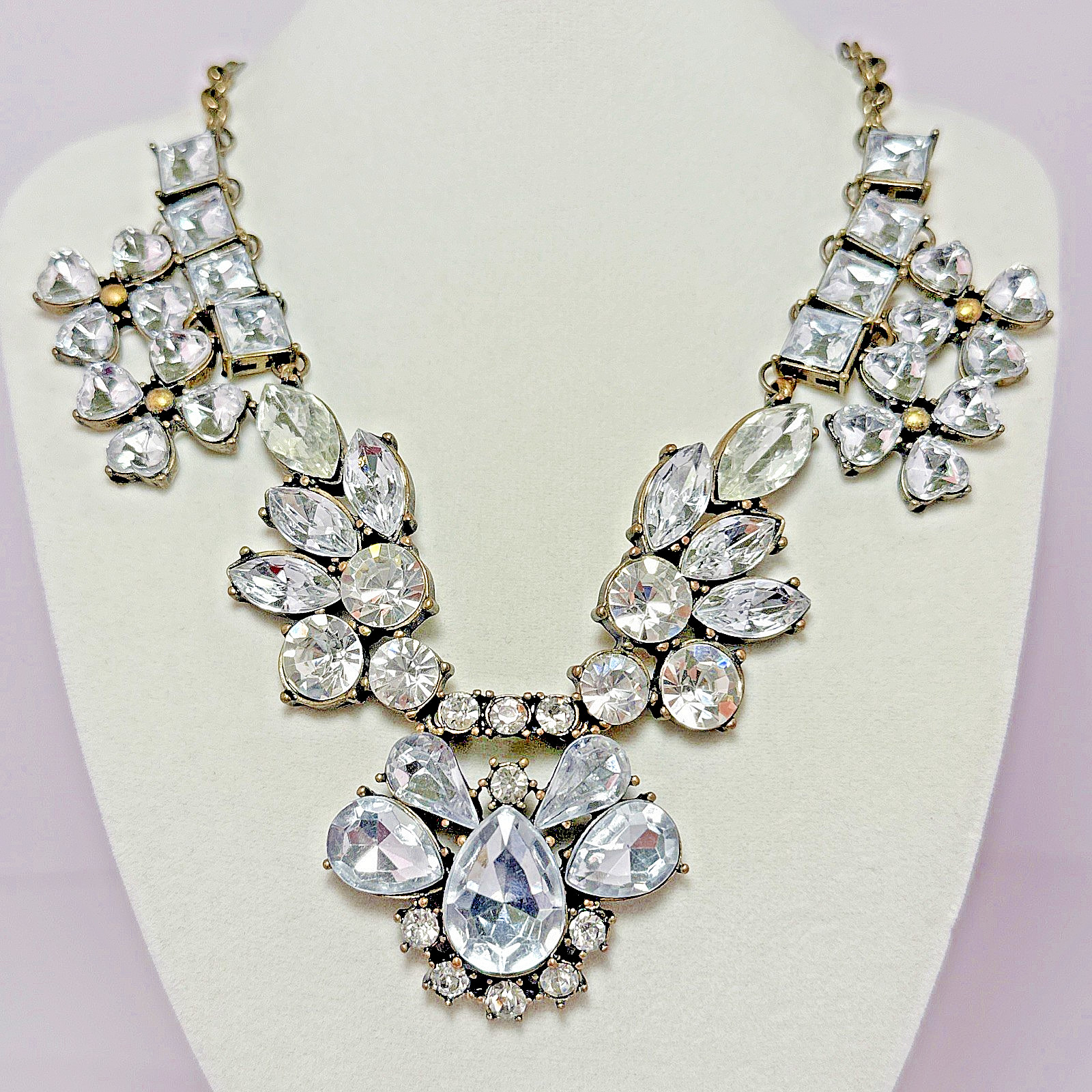 Leslie Danzis Crystal Cluster Teardrop Bib Statement Collar Necklace Gold Tone