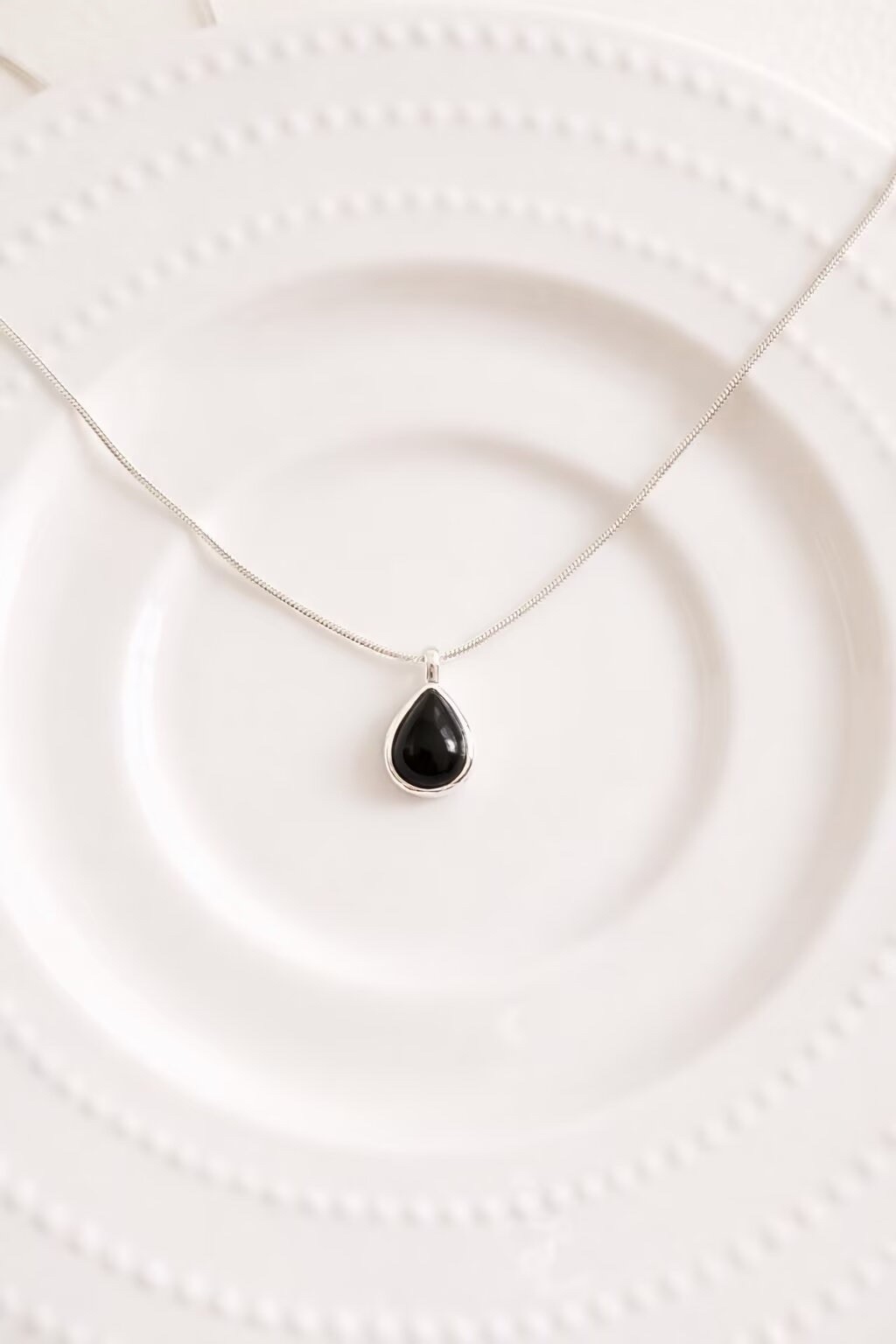 925 Sterling Silver Black Onyx Teardrop Pendant Necklace snake Chain 033