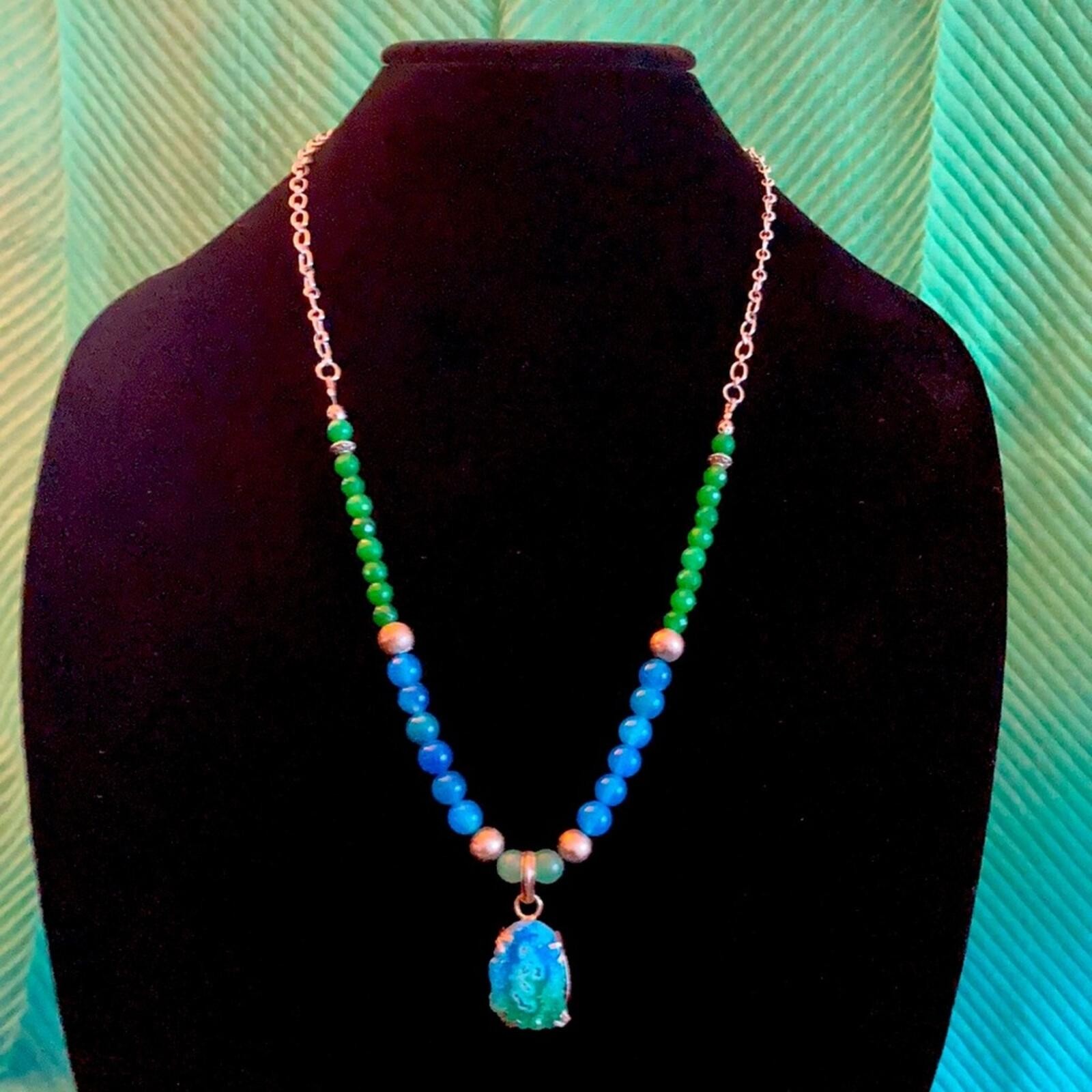 Jade & Agate w/Color Solar Quartz pendant