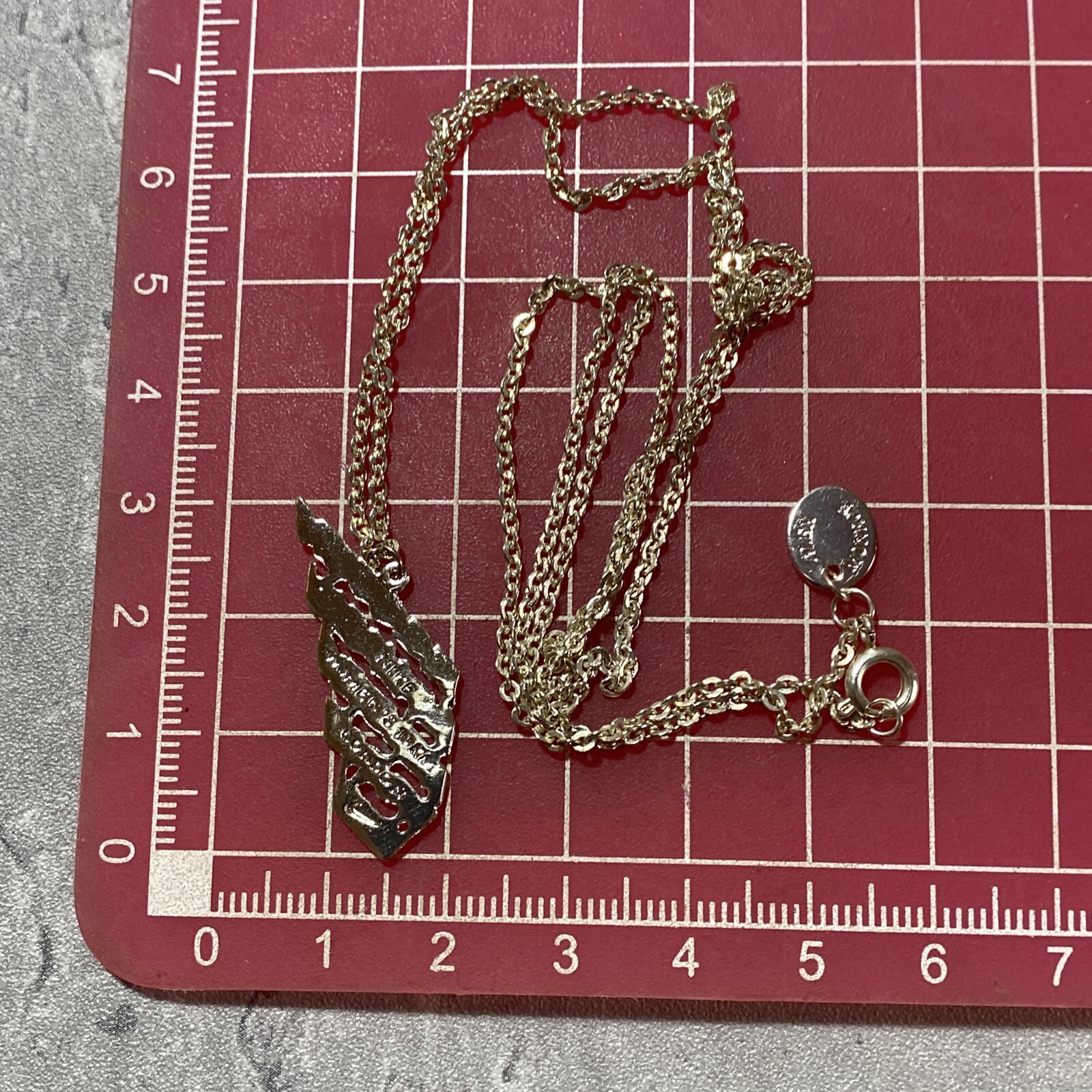 NIKE Womens 10km London Pendant Necklace Chain ALEX MONROE Collab Boxed