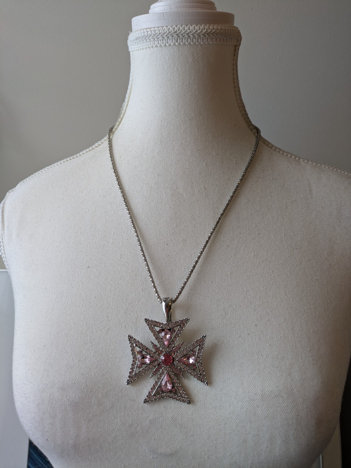 RMN Roman Pendant Necklace In Silver Tone & Pink Rhinestones Maltese Cross