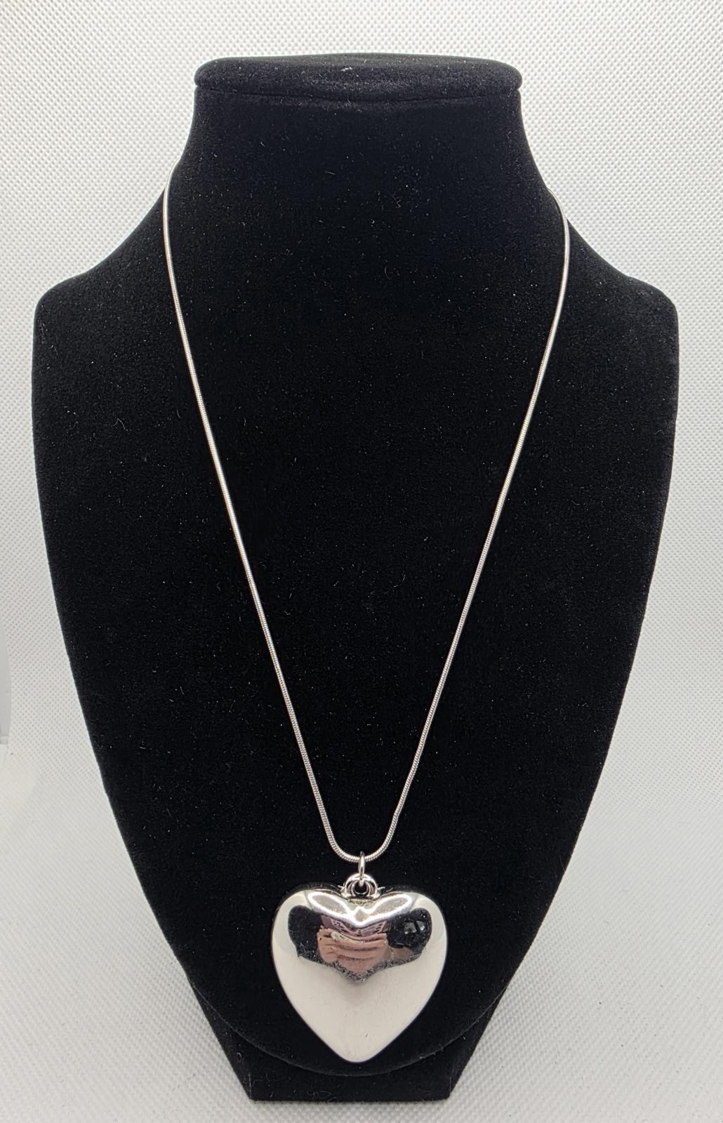 Large Polished Puffy Heart Necklace – Modern Minimalist Statement Piece