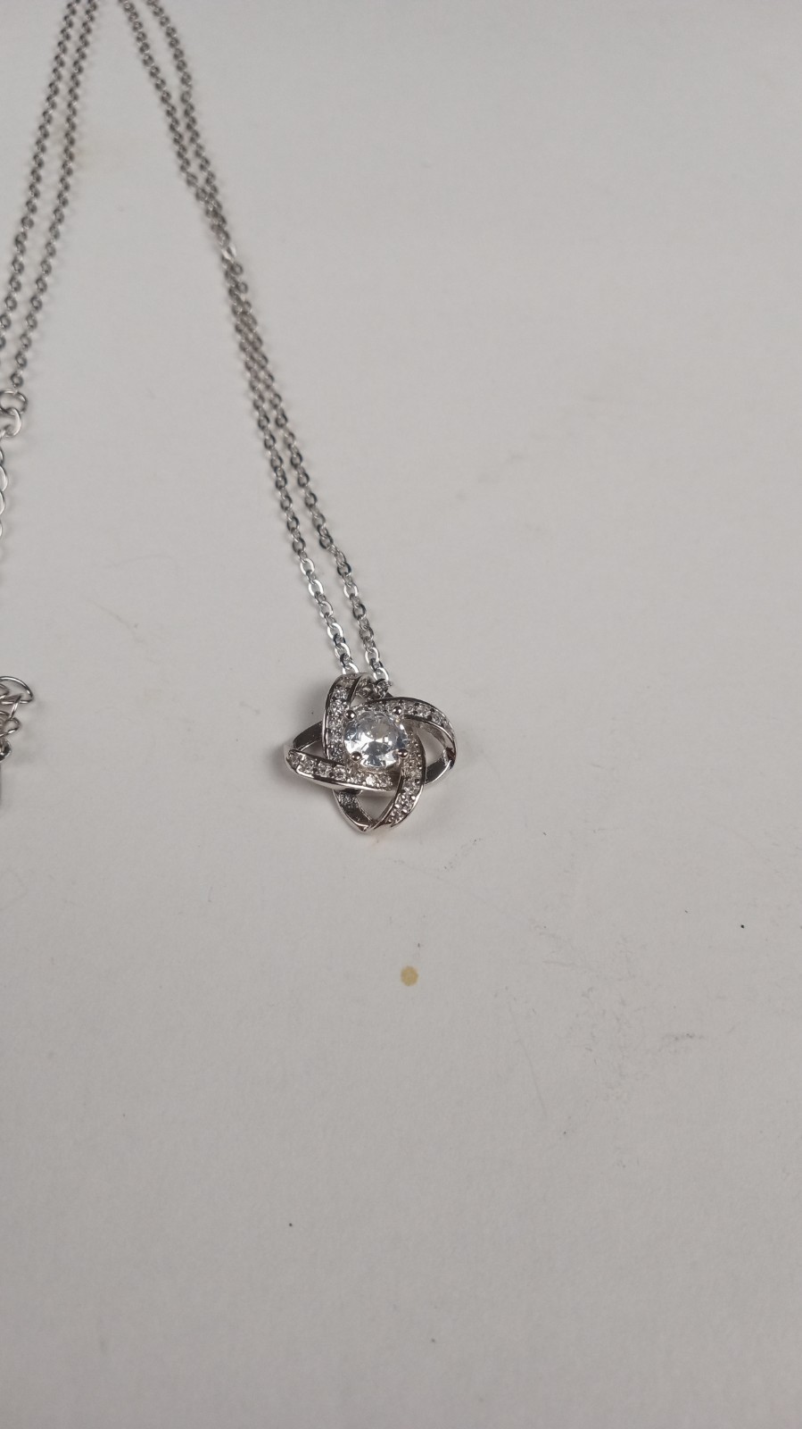 Solid 925 Silver Interlocking Infinity Knot Necklace Sparkling Faux Diamond 2.7g