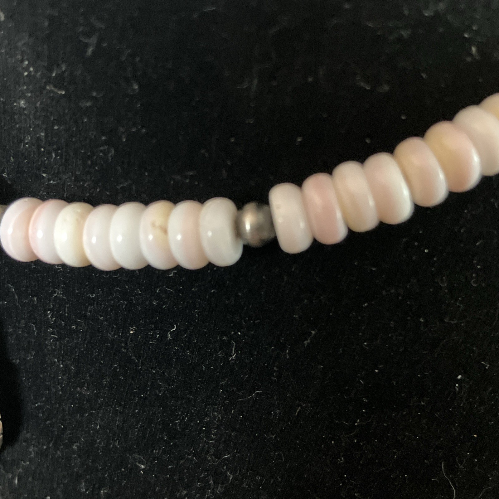 Pink Conch & Sterling Bead Stretch Choker Necklace & Teardrop Pink Conch Pndnt