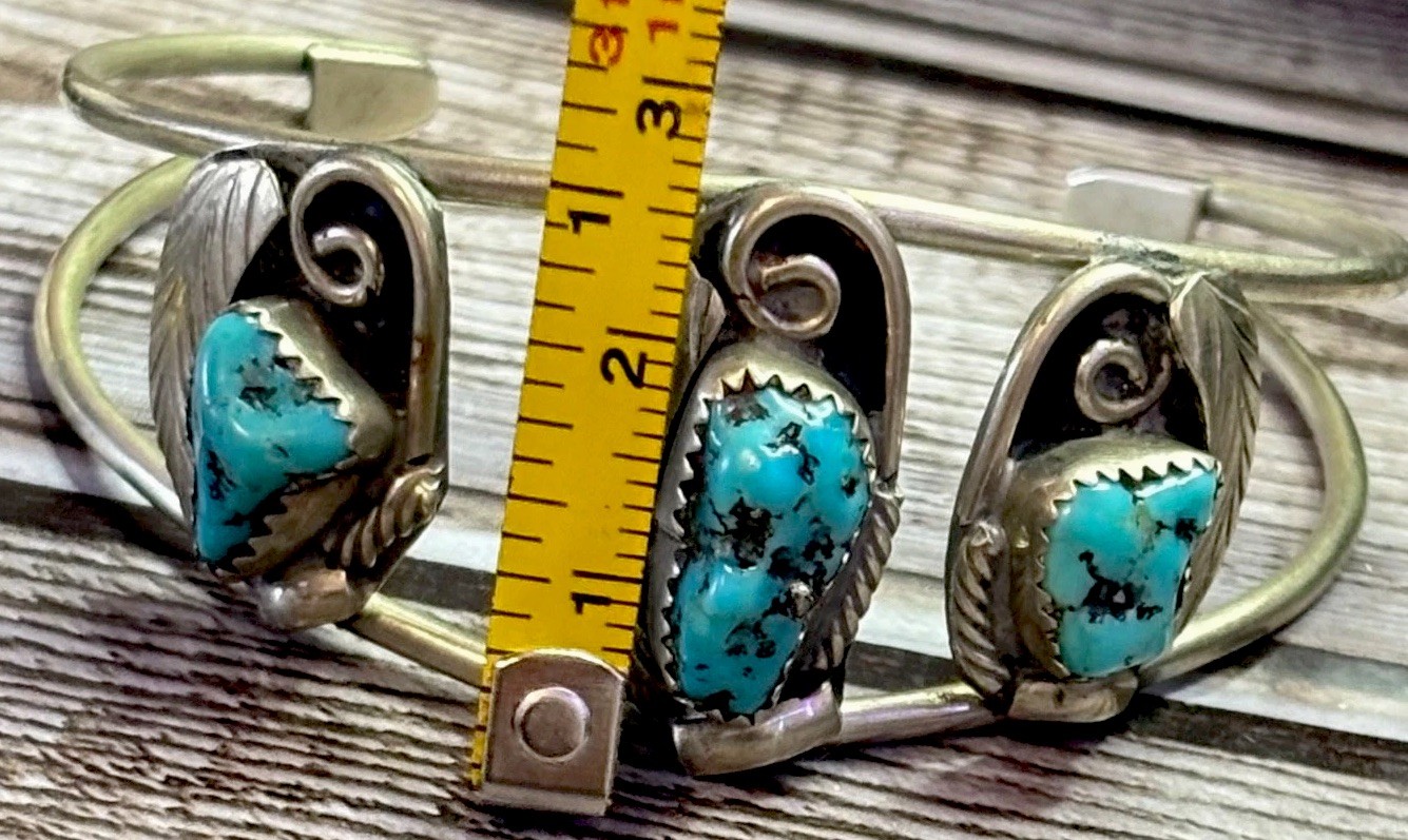 Vintage Native Triple Turquoise sterling Silver Cuff – Pre 1960s