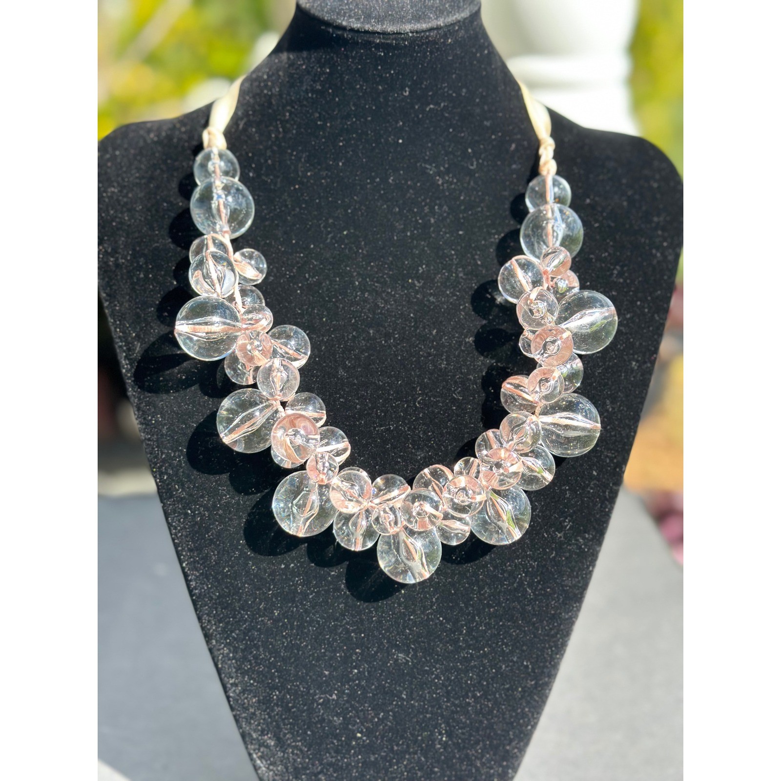 Avenue Women Clear Pink Bubble Bead Statement Necklace Ribbon Strap Gold Tone