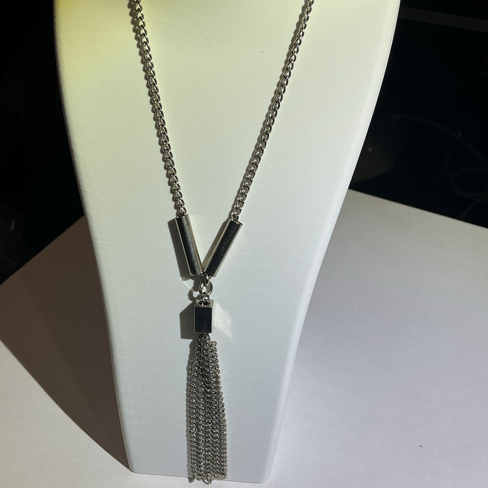 Silver Tone Cable Chain Square Tassel Pendant Necklace Lobster Clasp 34 in
