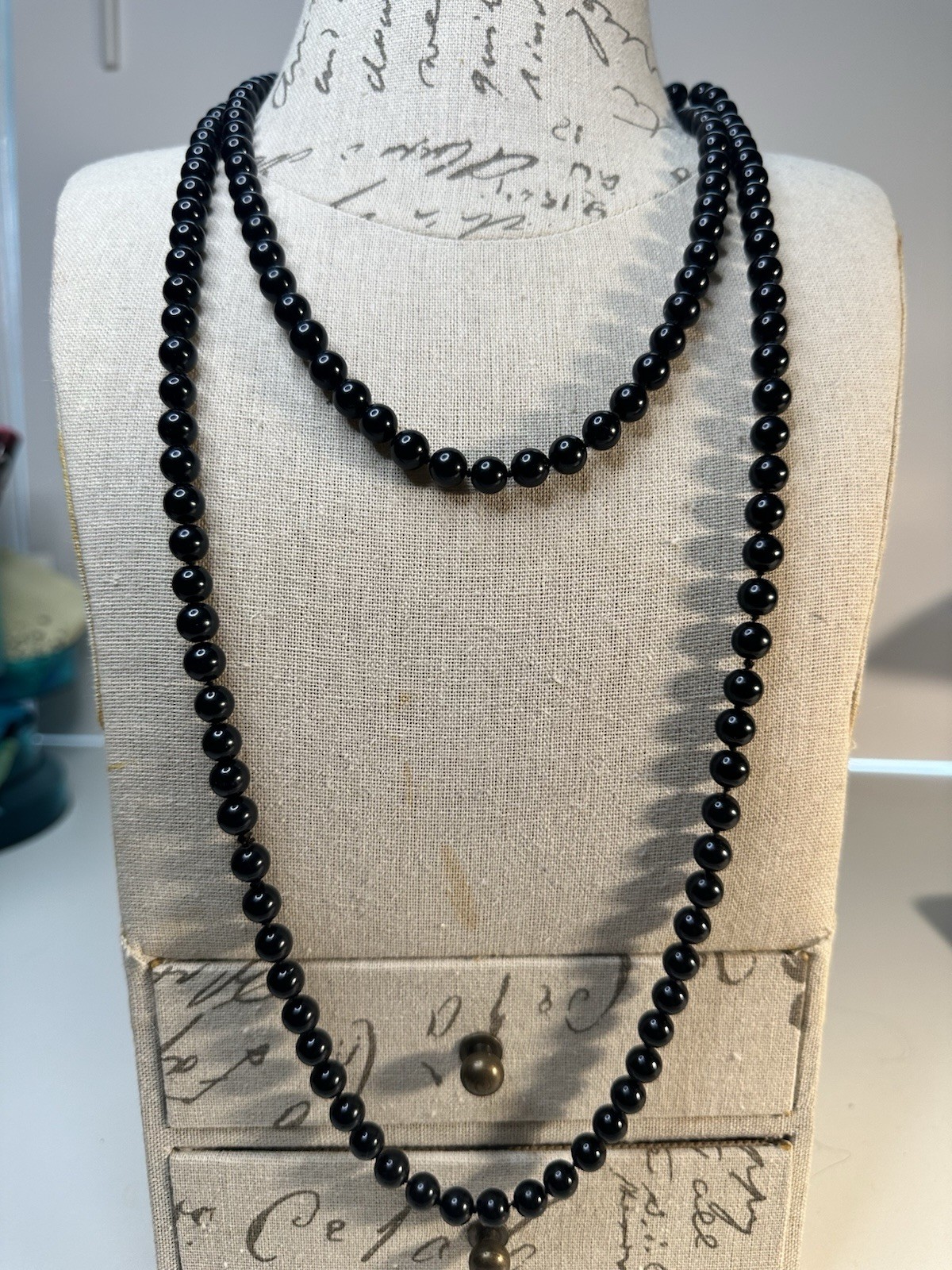 Vintage Black Onyx Beaded Single Strand Necklace – Wear long or layered