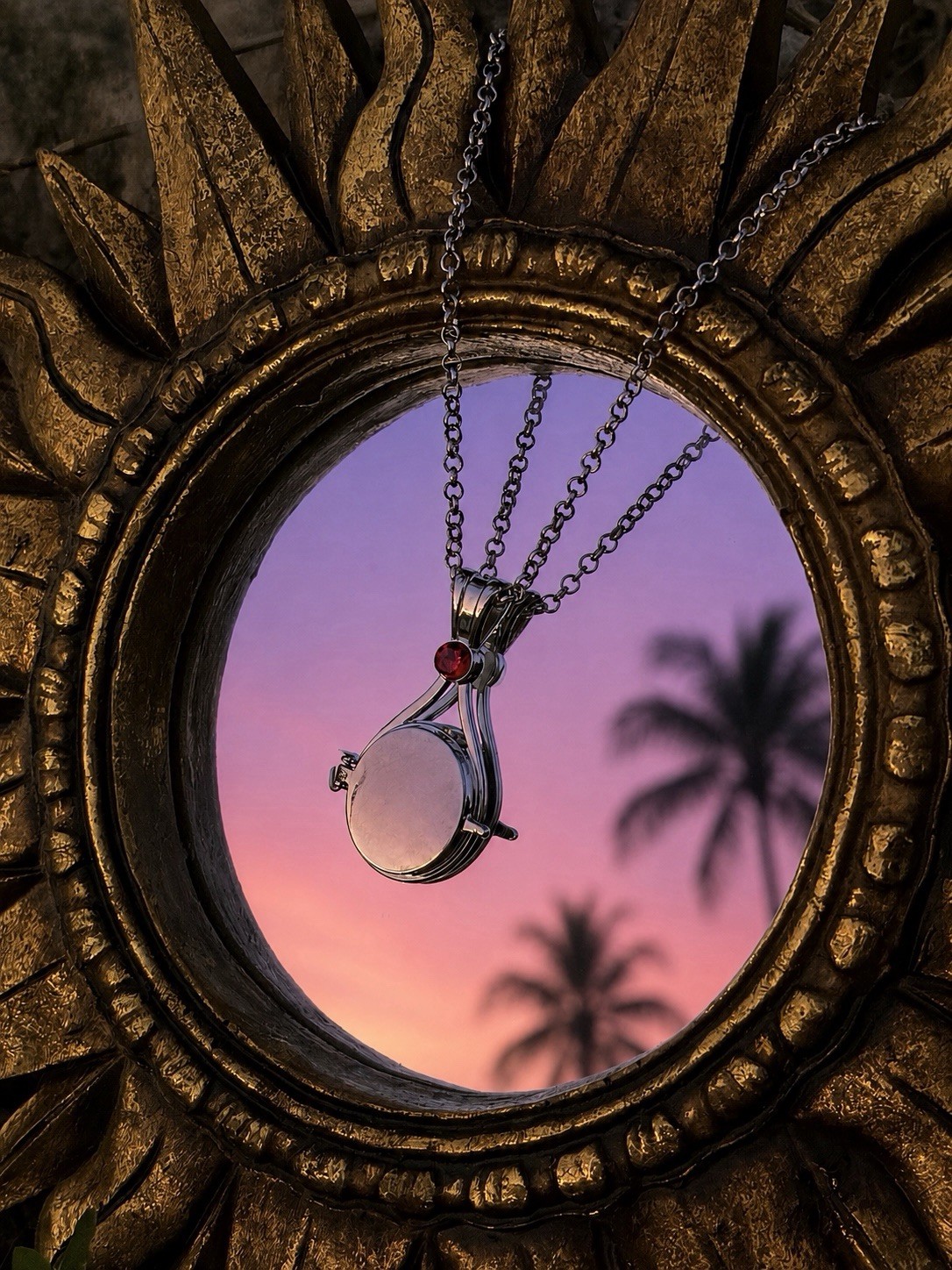 Moon Pool Silver Locket From H20 Just Add Water Cleo Emma Rikki Stones