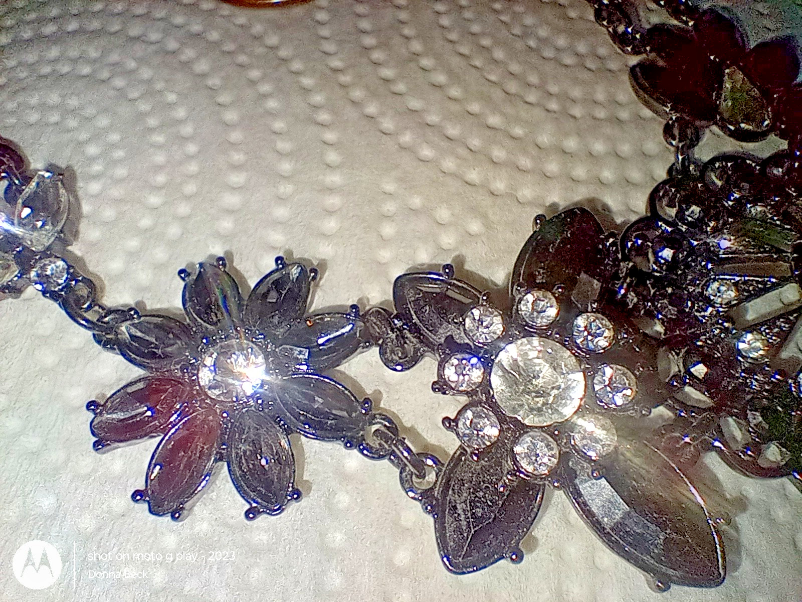 Very Beautiful Flower Statement necklace Rhinestones 17-20 inch Costume Jewelry